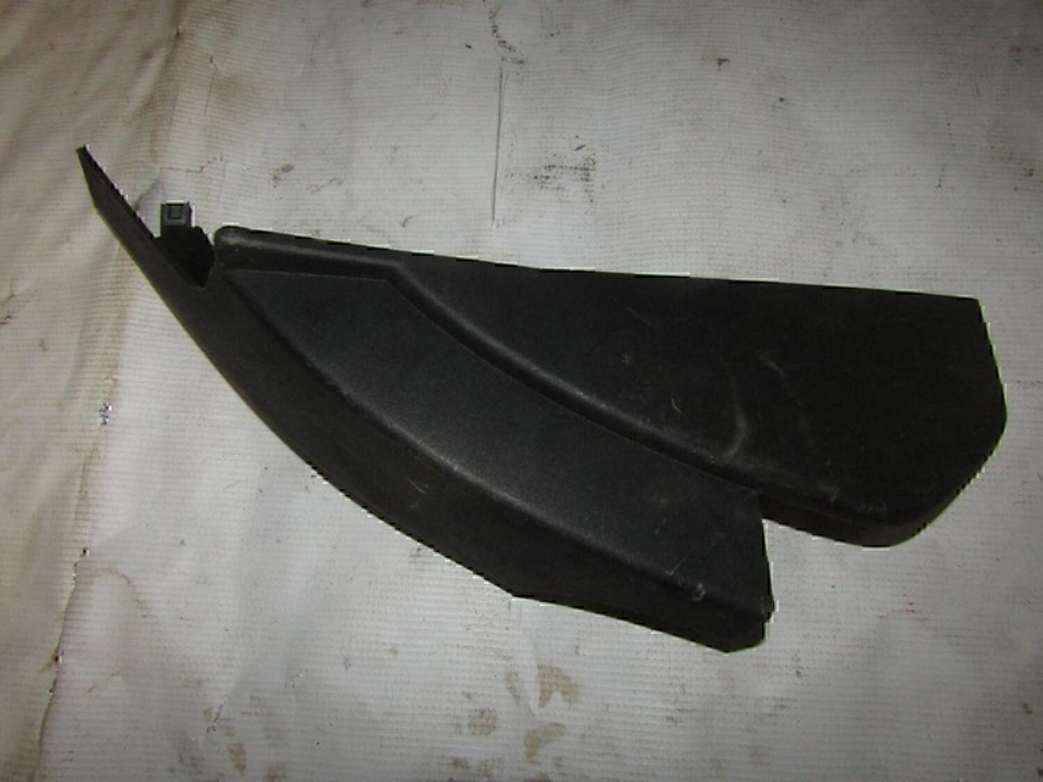 Накладка (кузов внутри) FORD Fusion 2002-2012