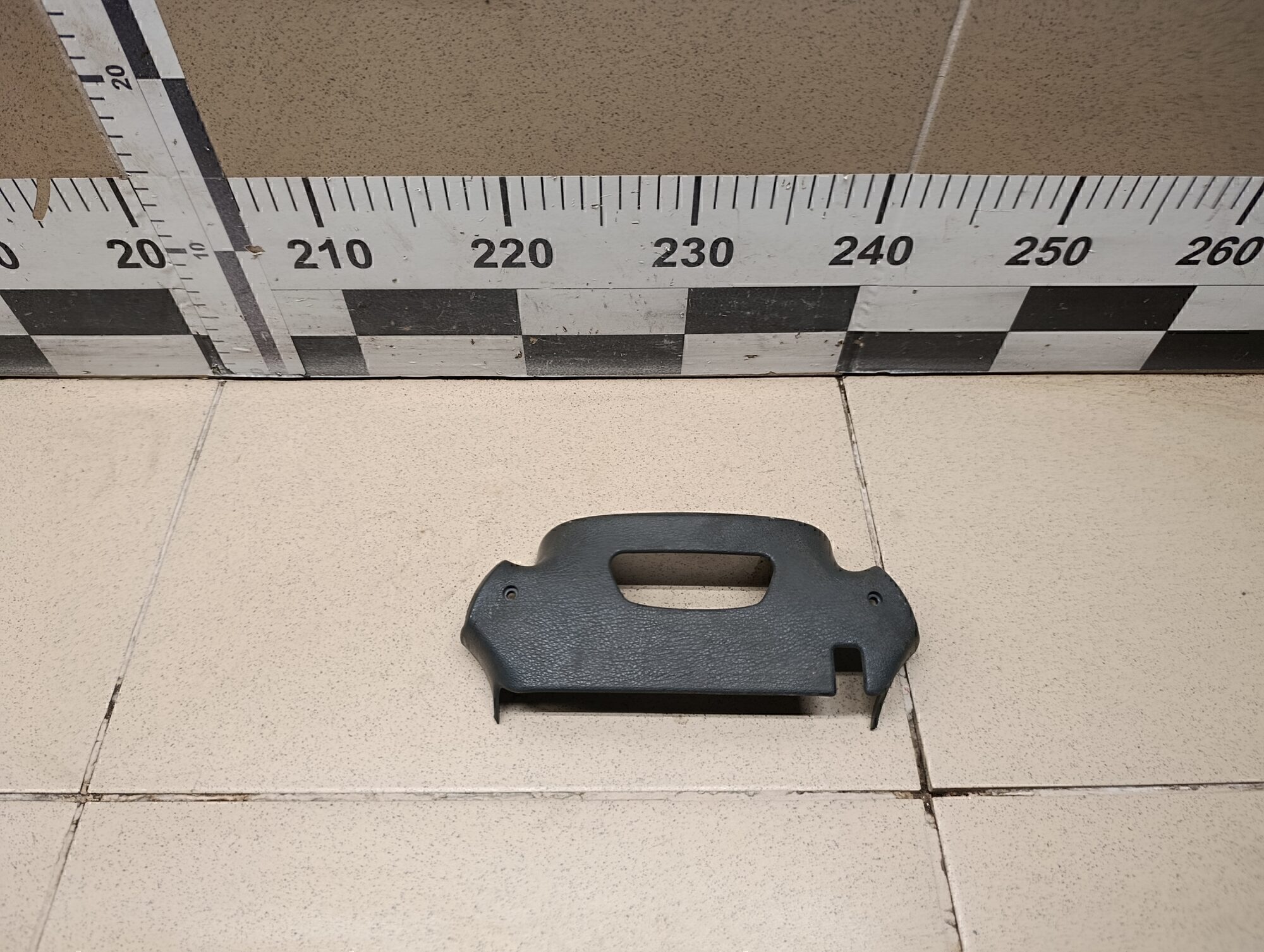 Кожух рулевой колонки верхний MERCEDES-BENZ Sprinter (901-905)/Sprinter Classic (909) 1995-2006