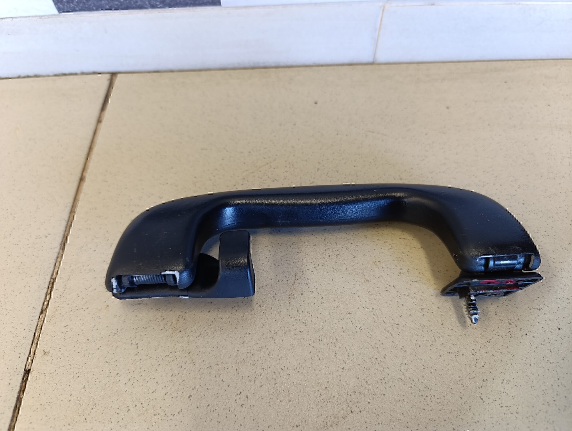 Ручка внутренняя потолочная OPEL Astra H / Family 2004-2015