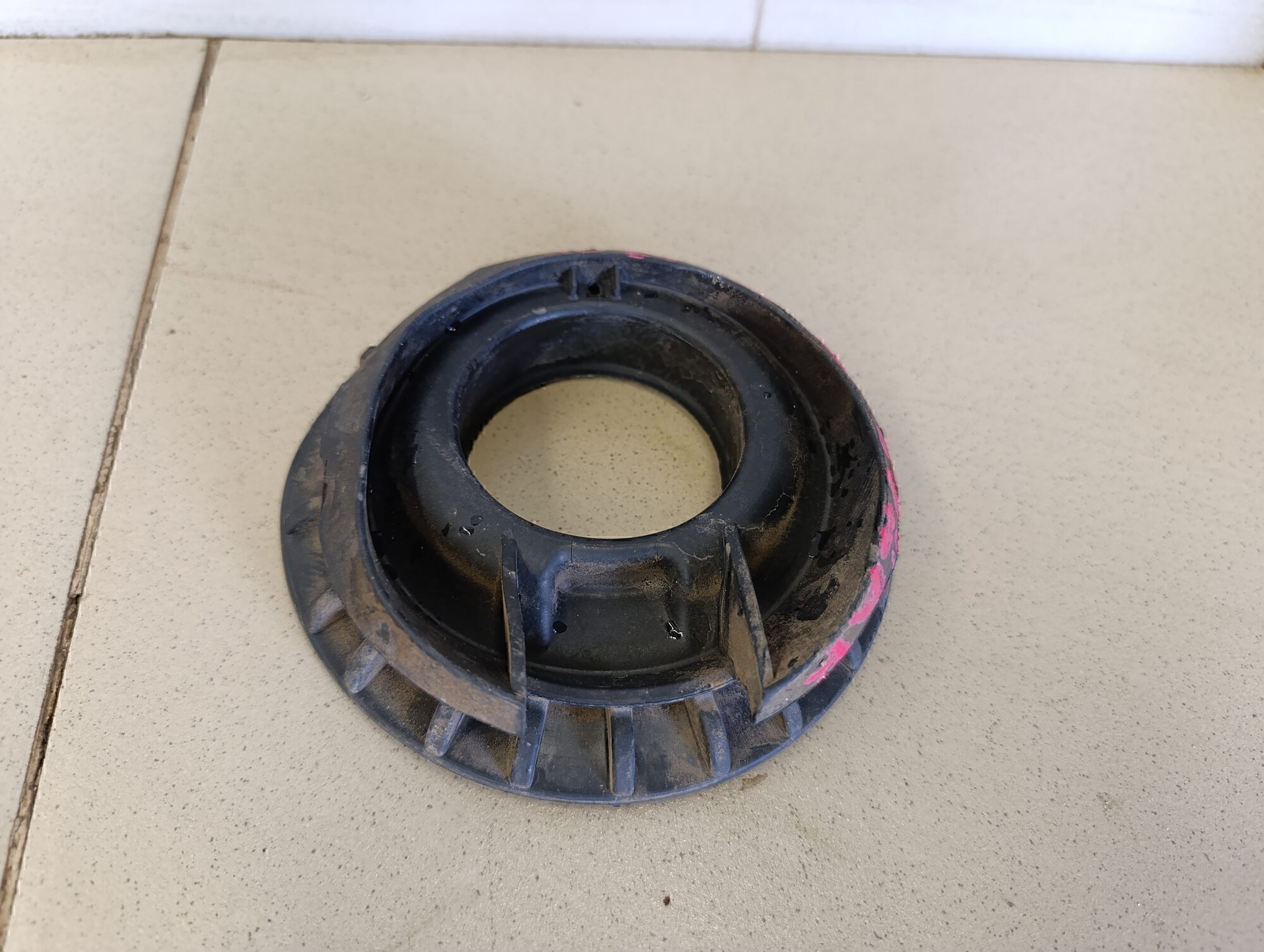 Пыльник (кузов внутри) OPEL Astra H / Family 2004-2015