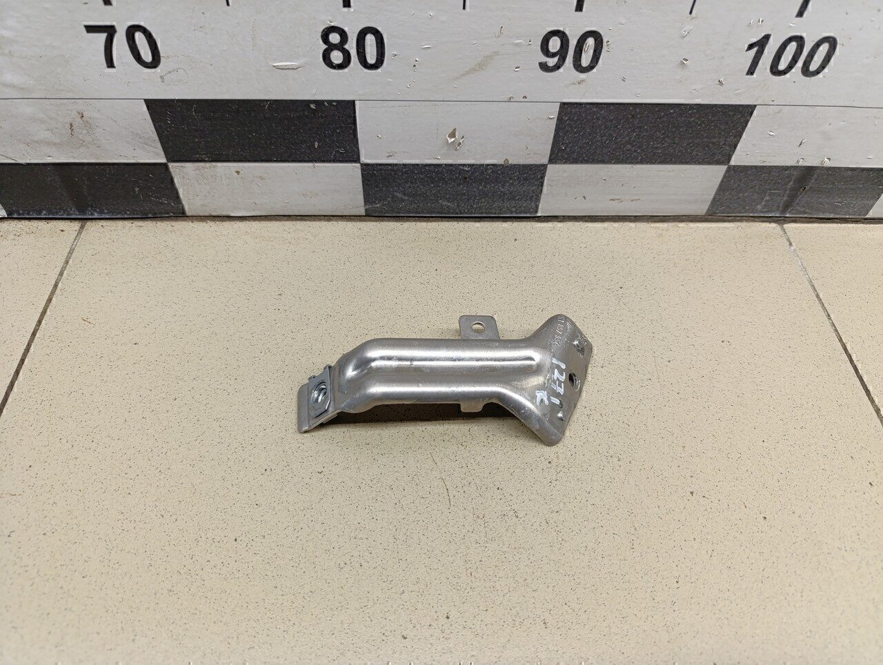 Кронштейн (сопут. товар) VW Jetta 2006-2011