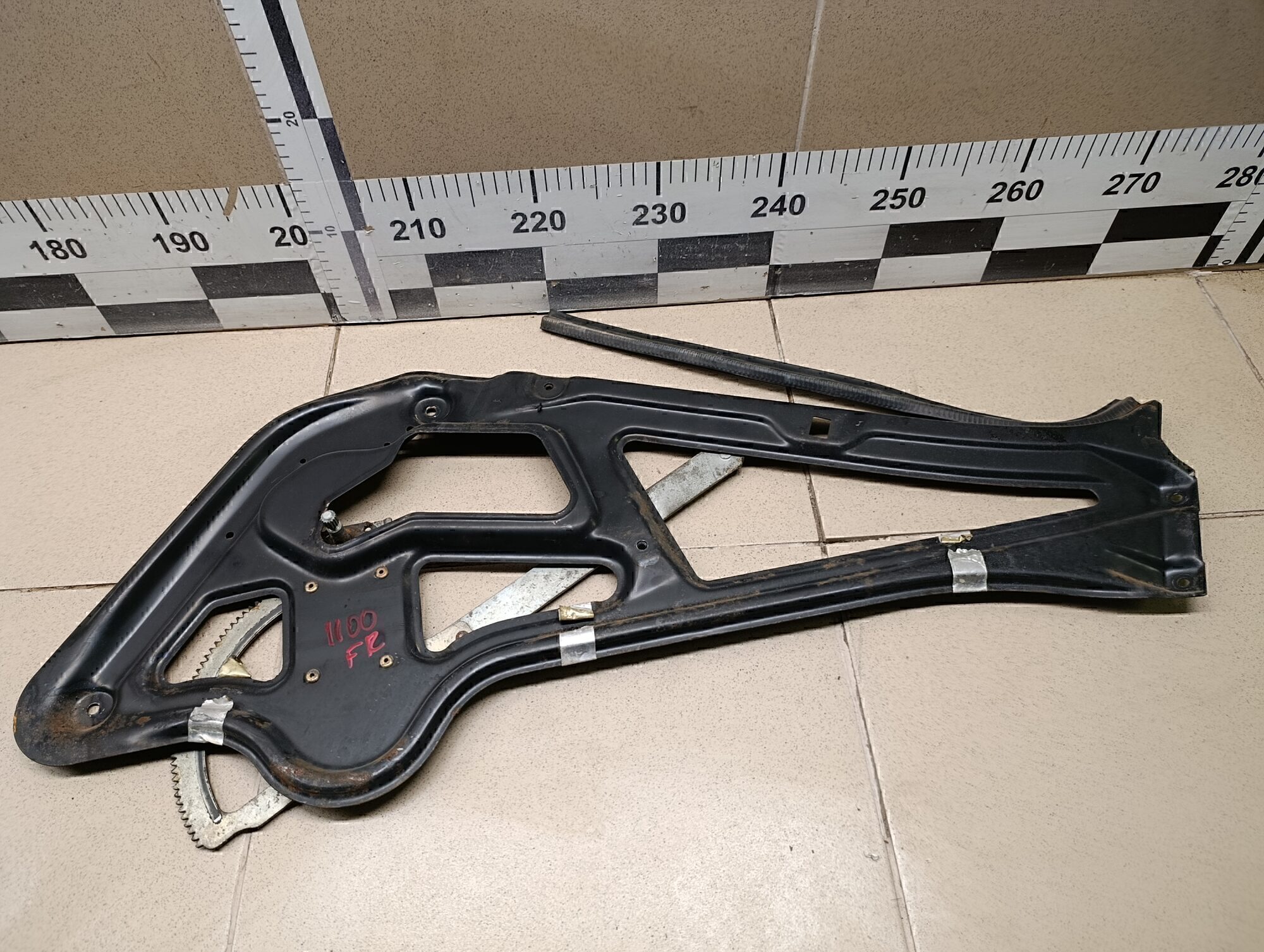 Панель двери MERCEDES-BENZ Sprinter (901-905)/Sprinter Classic (909) 1995-2006