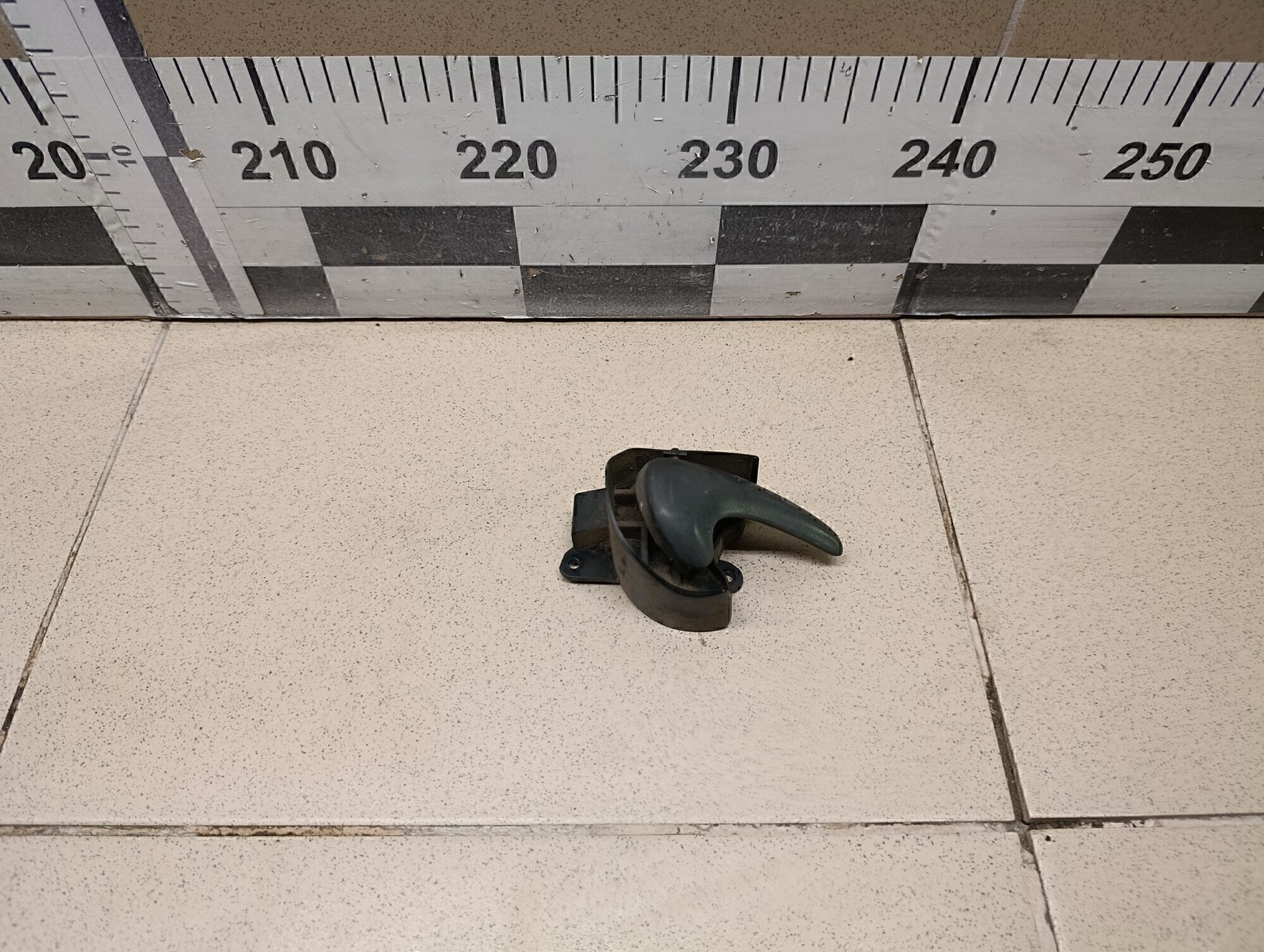 Ручка двери передней внутренняя правая MERCEDES-BENZ Sprinter (901-905)/Sprinter Classic (909) 1995-2006