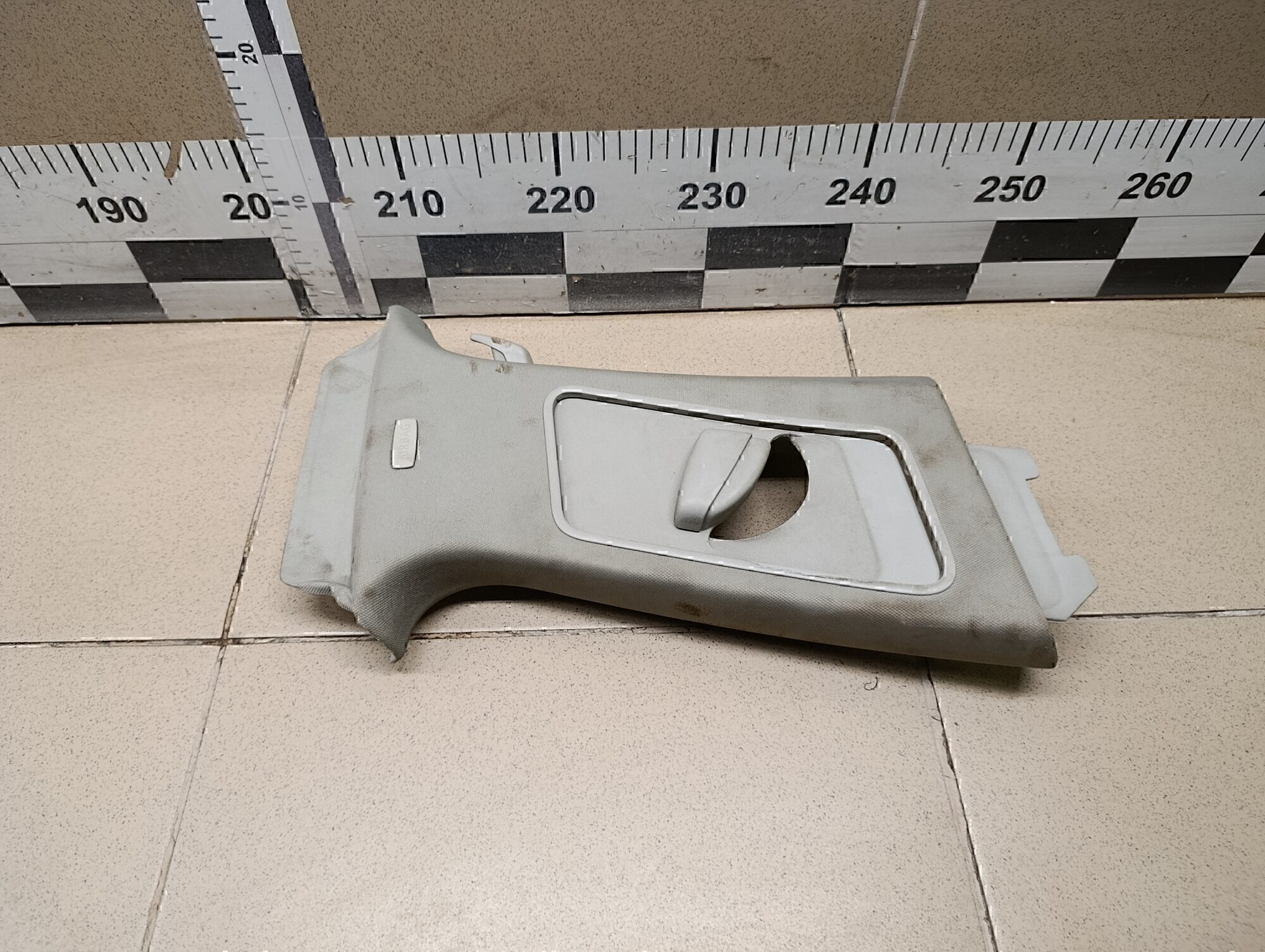 Обшивка стойки VW Jetta 2006-2011