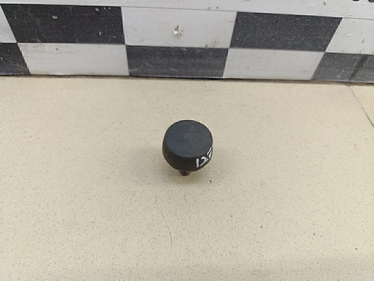 Отбойник капота FORD Focus III 2011>