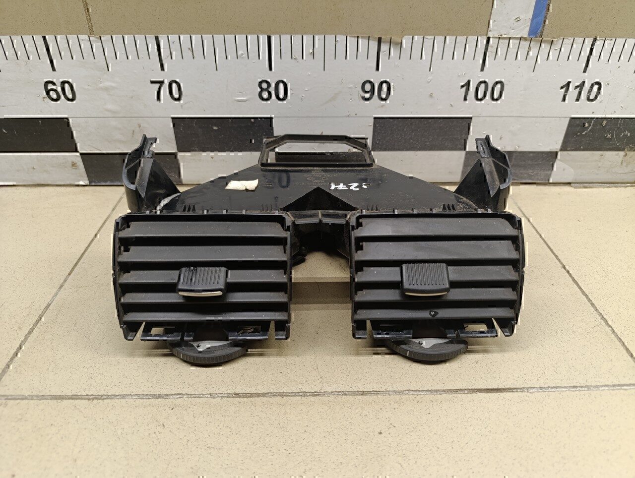 Дефлектор воздушный VW Jetta 2006-2011