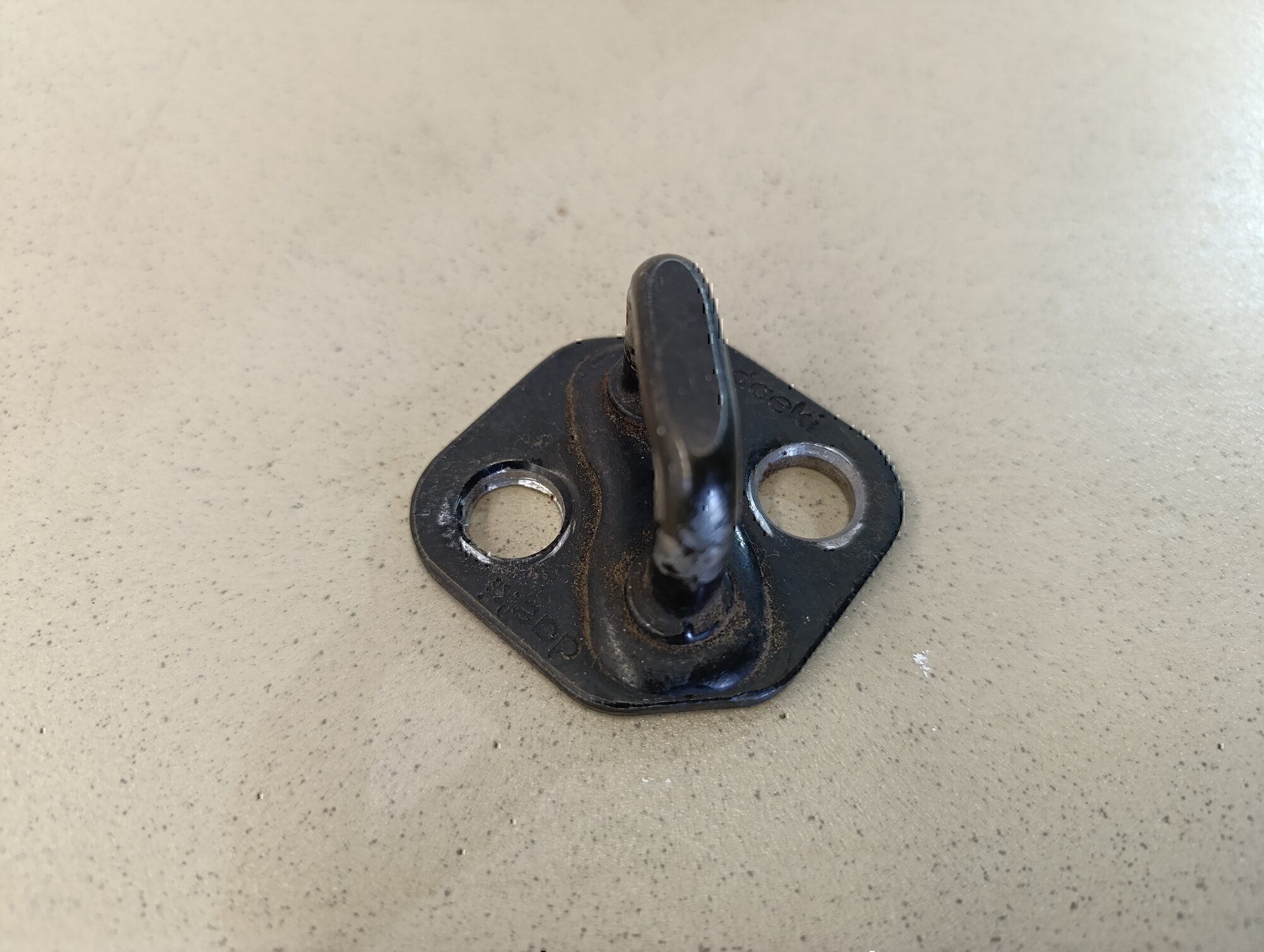 Ответная часть замка двери KIA Cerato 2004-2008