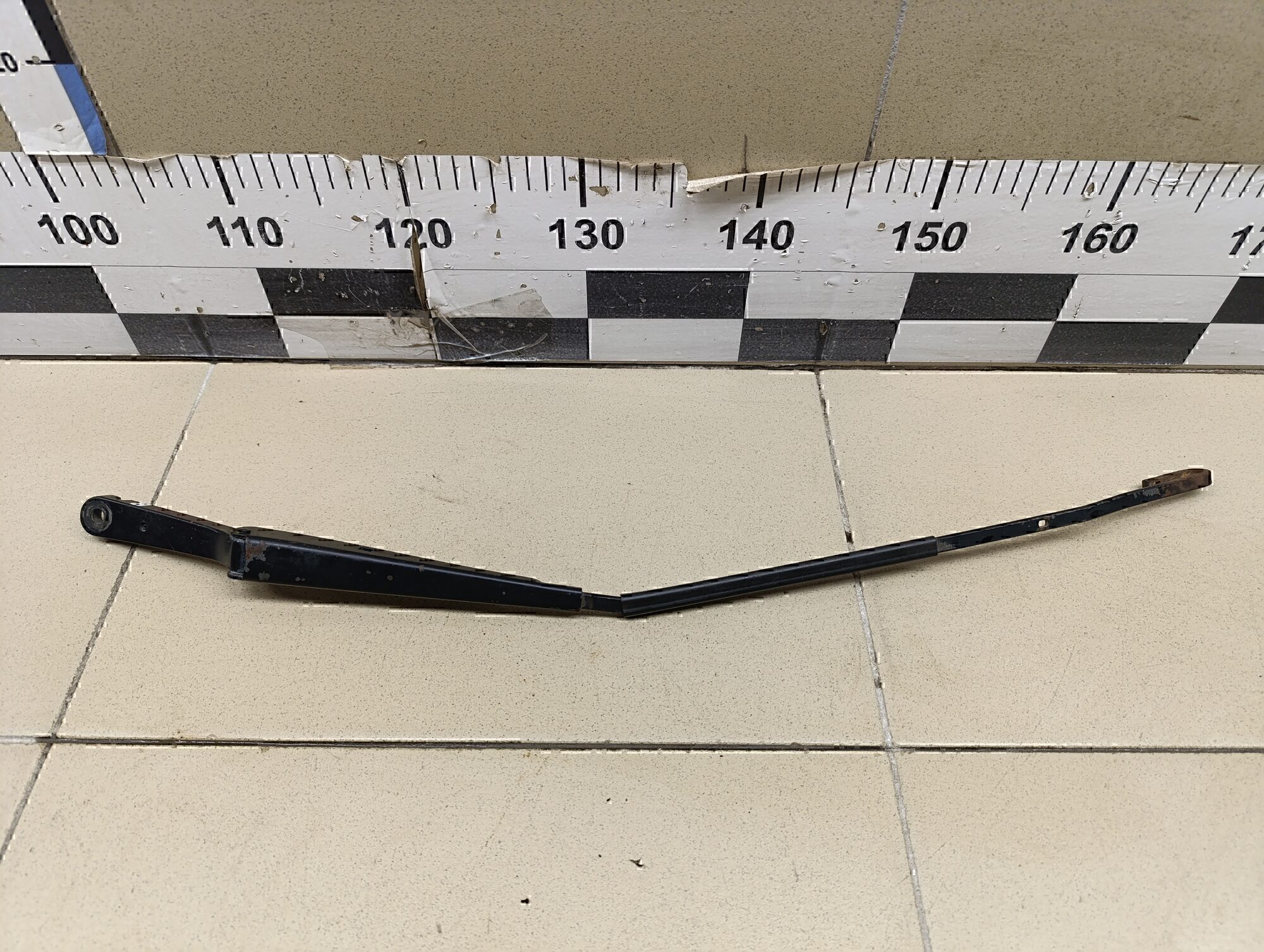 Поводок стеклоочистителя передний правый MERCEDES-BENZ Sprinter (901-905)/Sprinter Classic (909) 1995-2006