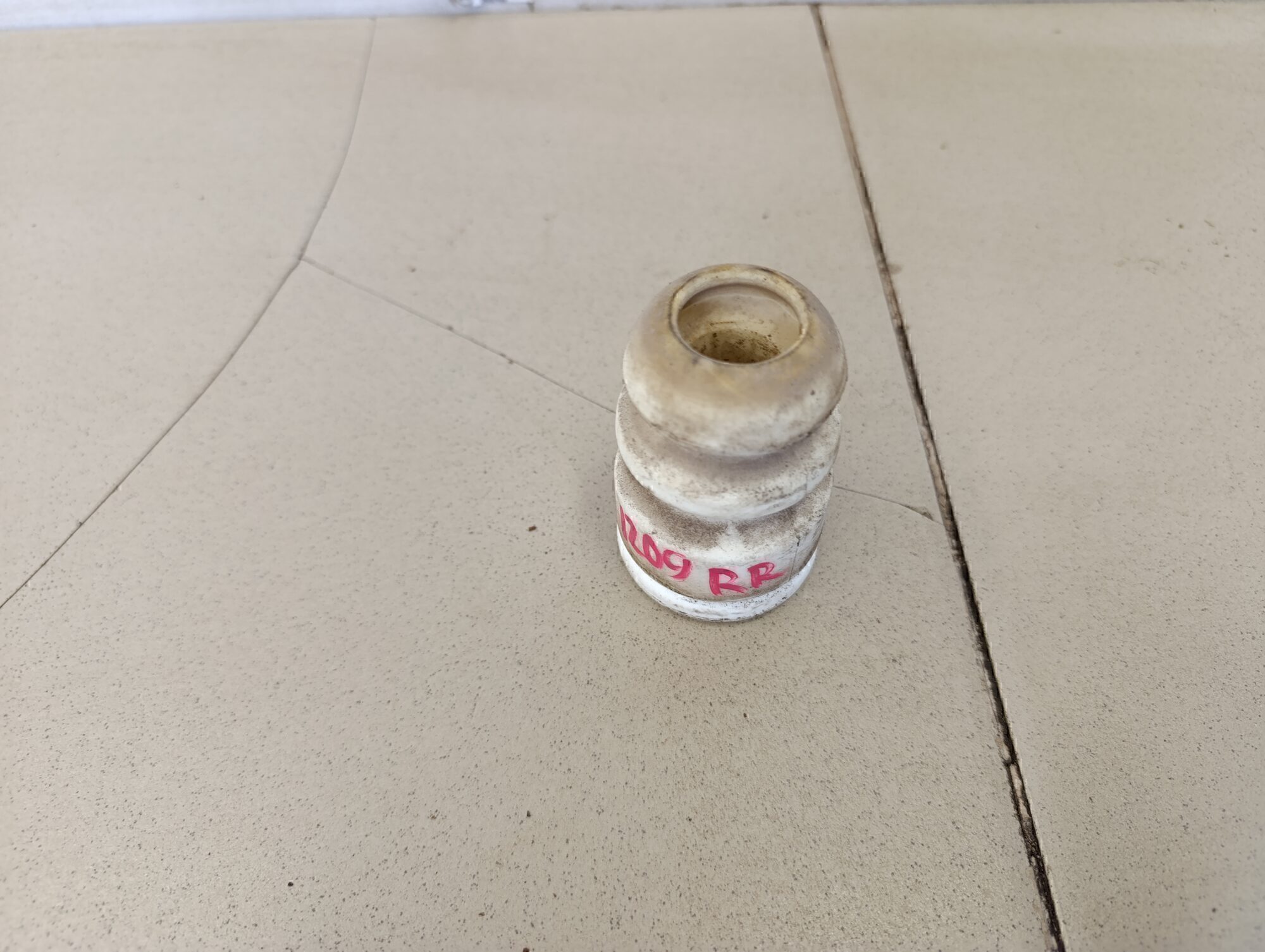 Отбойник заднего амортизатора HYUNDAI Elantra 2000-2005