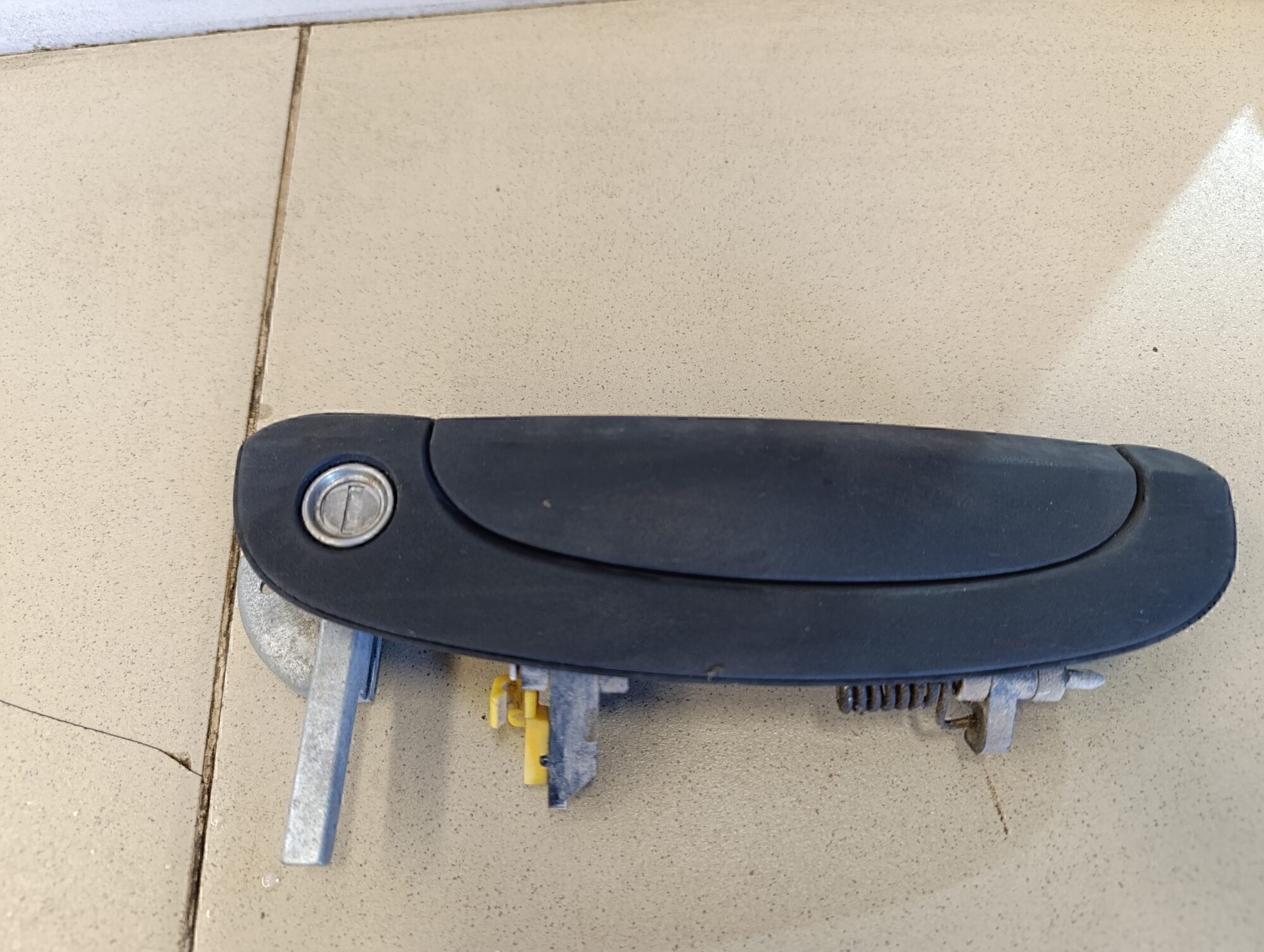 Ручка двери передней наружная левая HYUNDAI Getz 2002-2010