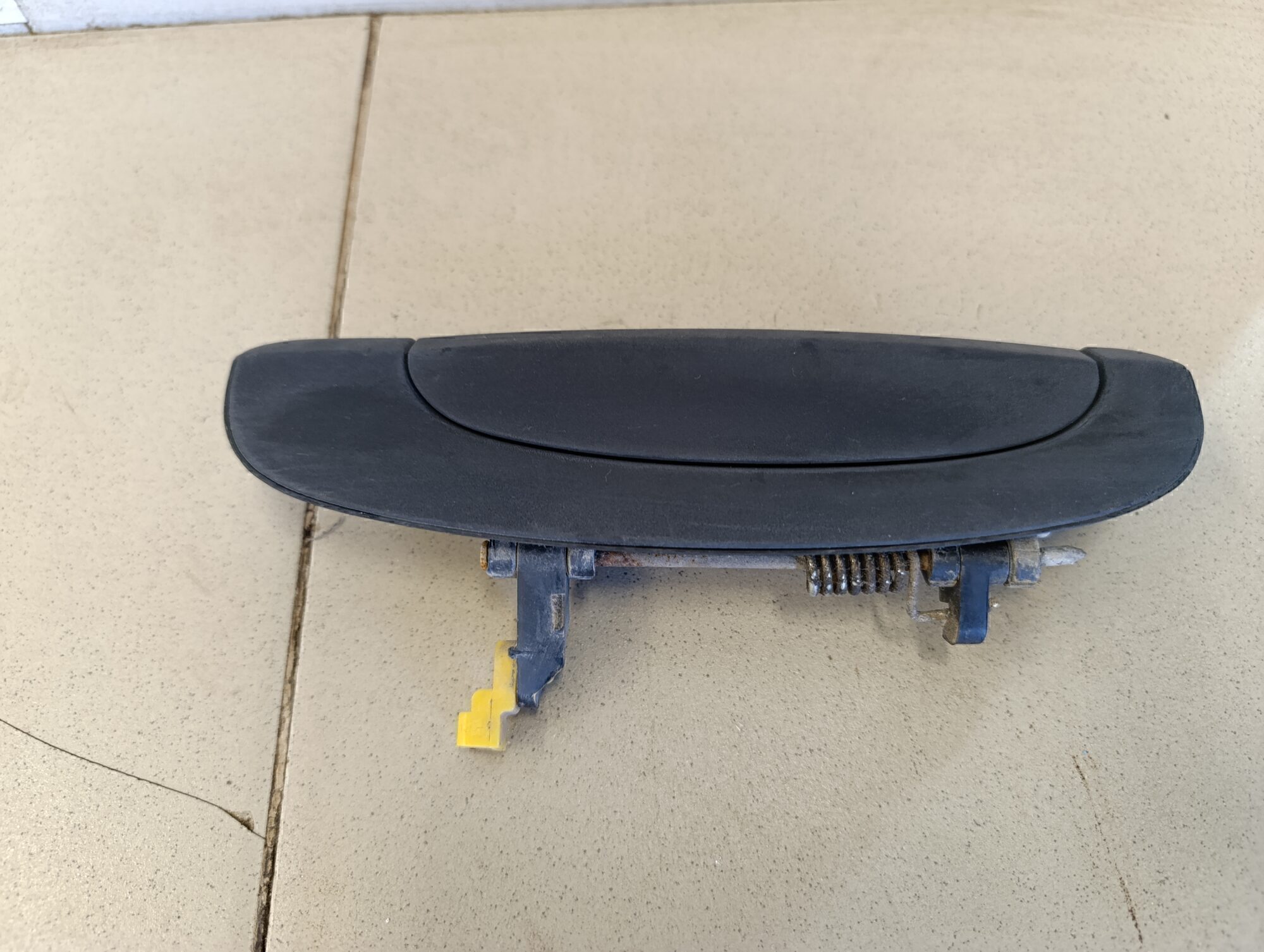 Ручка двери задней наружная левая HYUNDAI Getz 2002-2010