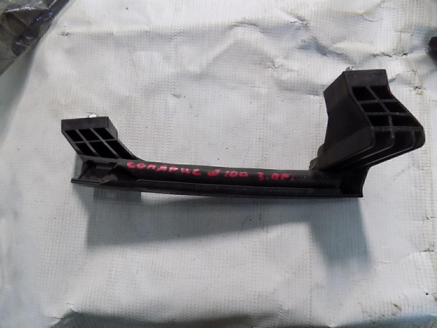 Направляющая стекла двери HYUNDAI Solaris 2010-2017