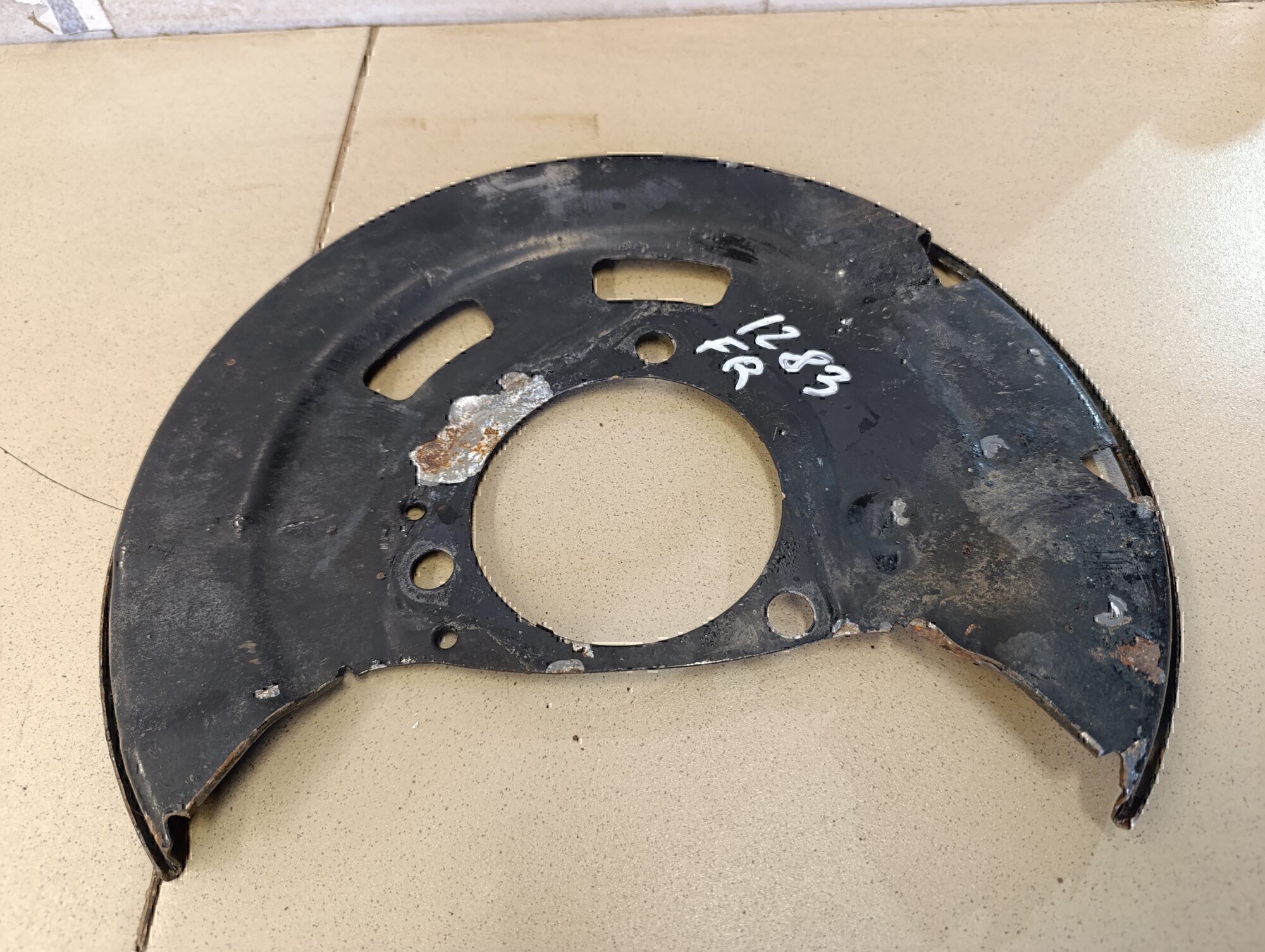 Пыльник тормозного диска Chevrolet Cruze 2009-2016