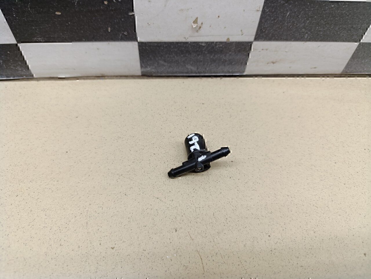 Форсунка омывателя лобового стекла OPEL Corsa D 2006-2015