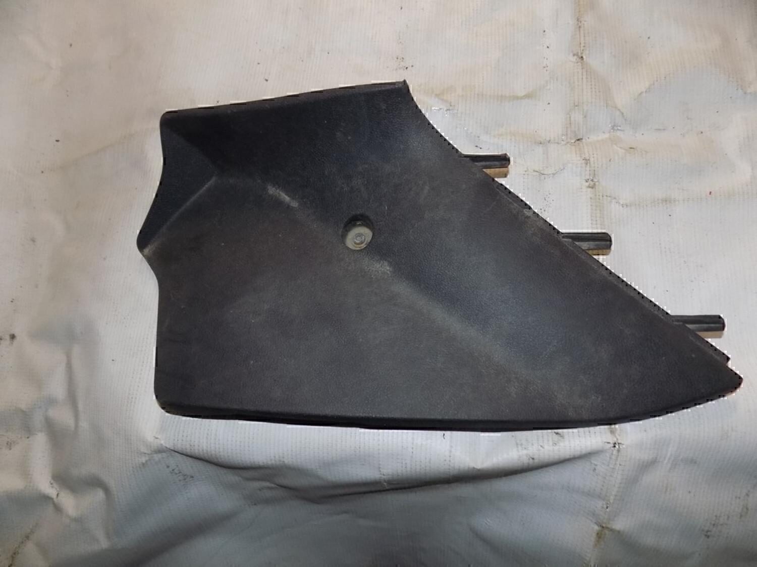 Накладка (кузов внутри) PEUGEOT 508 2010>