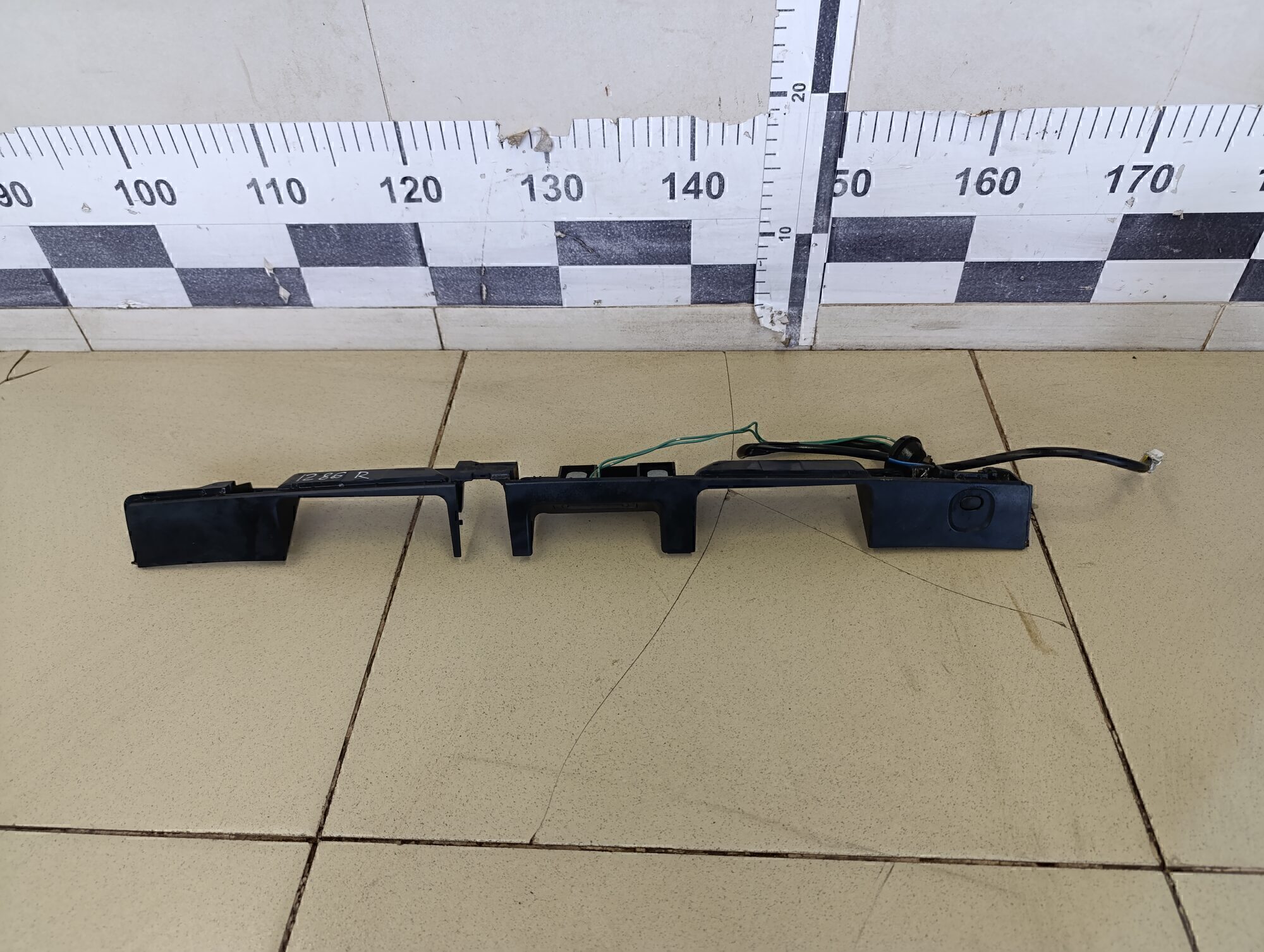 Накладка двери багажника Subaru Forester (S14) 2019-