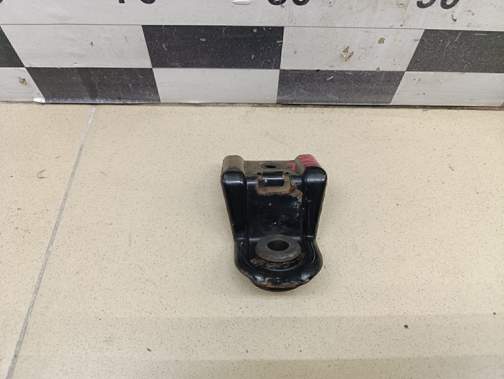 Кронштейн радиатора Subaru Forester (S12) 2008-2012