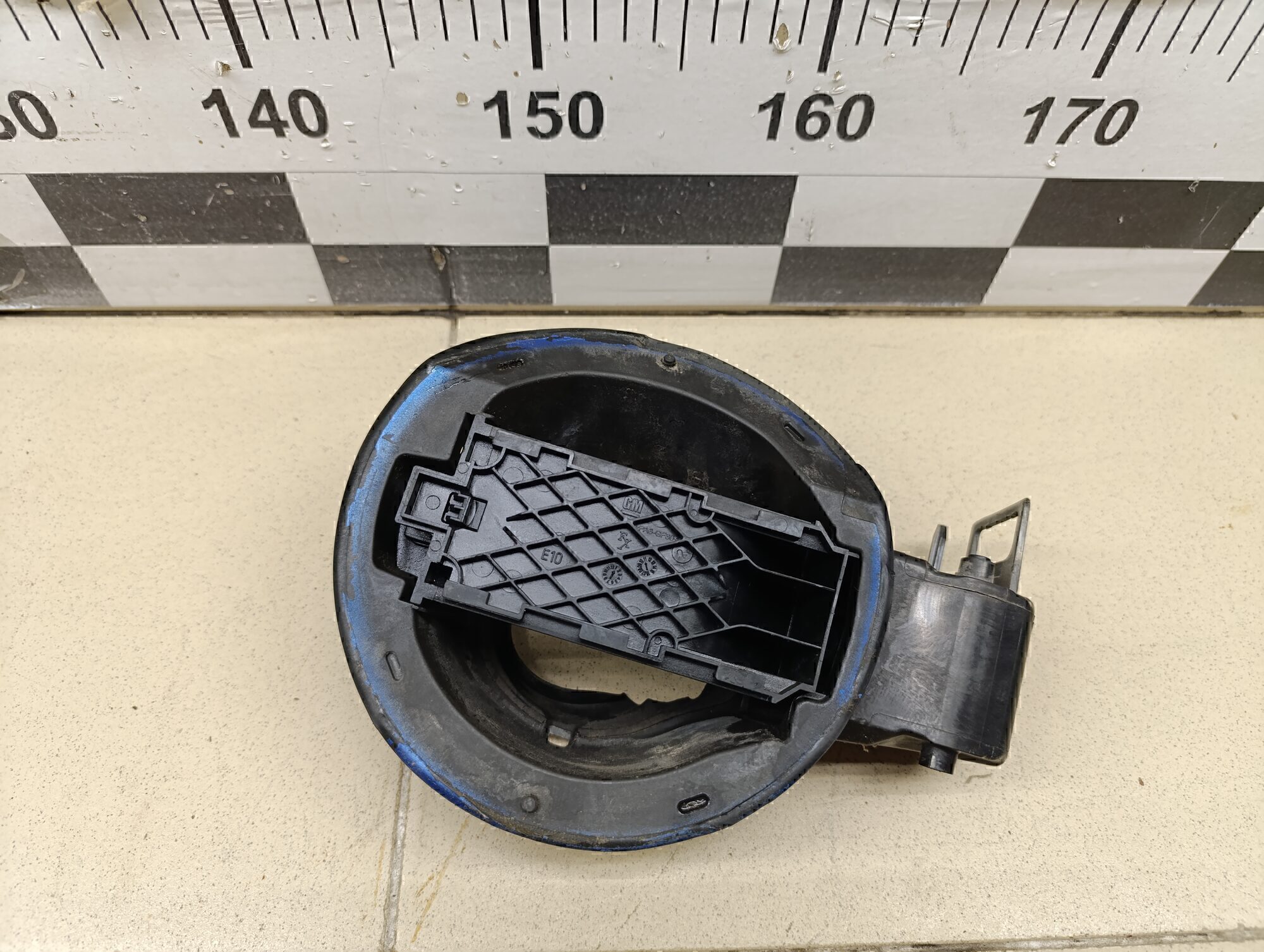 Ниша лючка бензобака Chevrolet Cruze 2009-2016