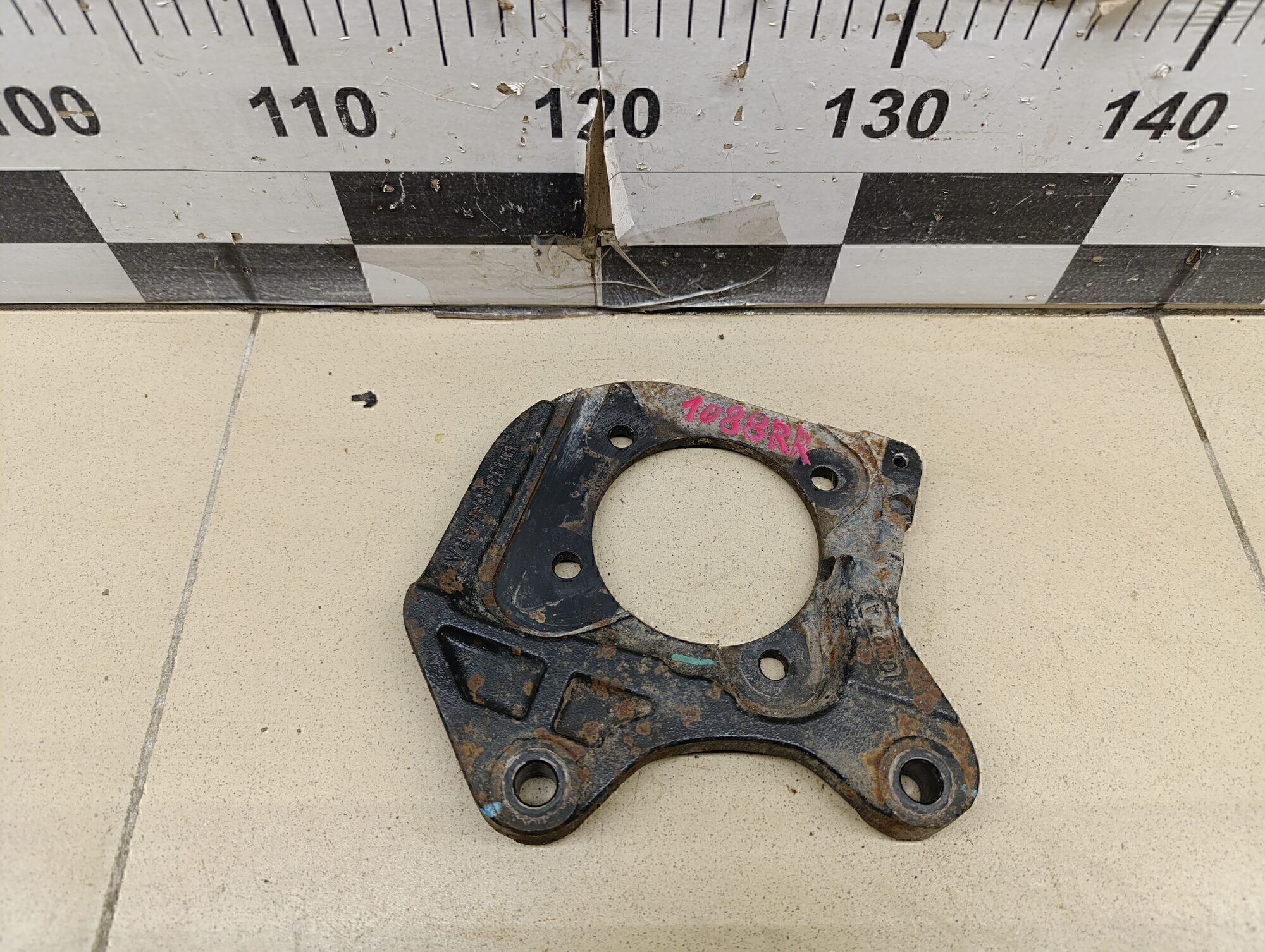 Скоба суппорта заднего Chevrolet Cruze 2009-2016