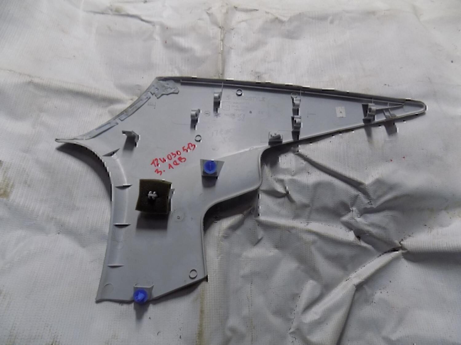 Обшивка стойки PEUGEOT 508 2010>