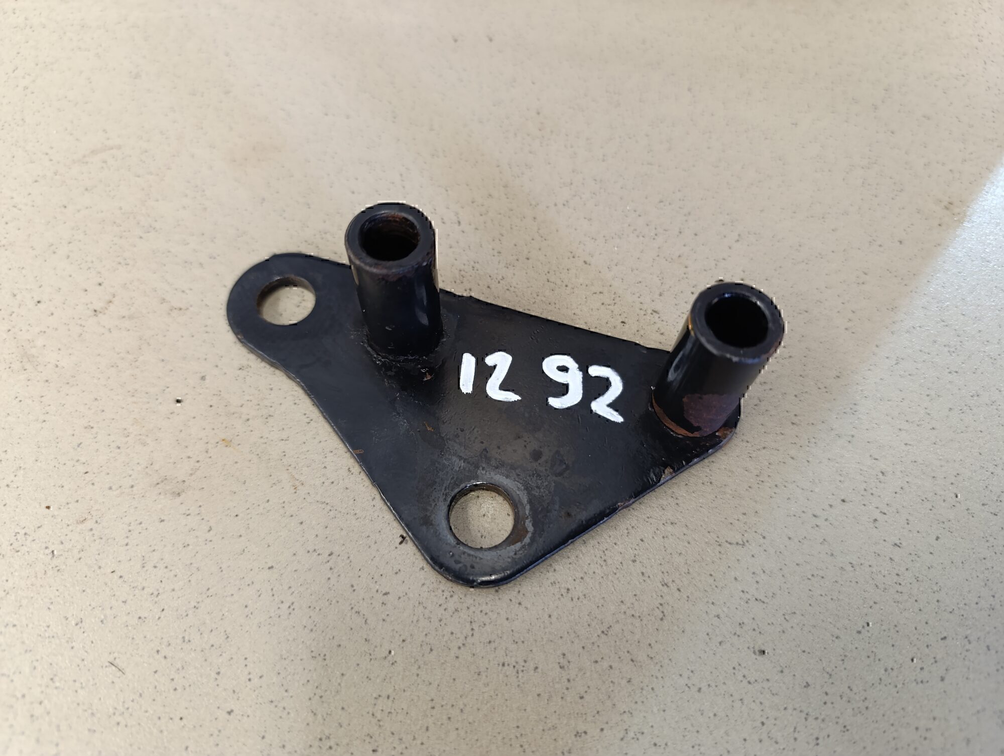 Кронштейн ТНВД FORD Focus II 2005-2008