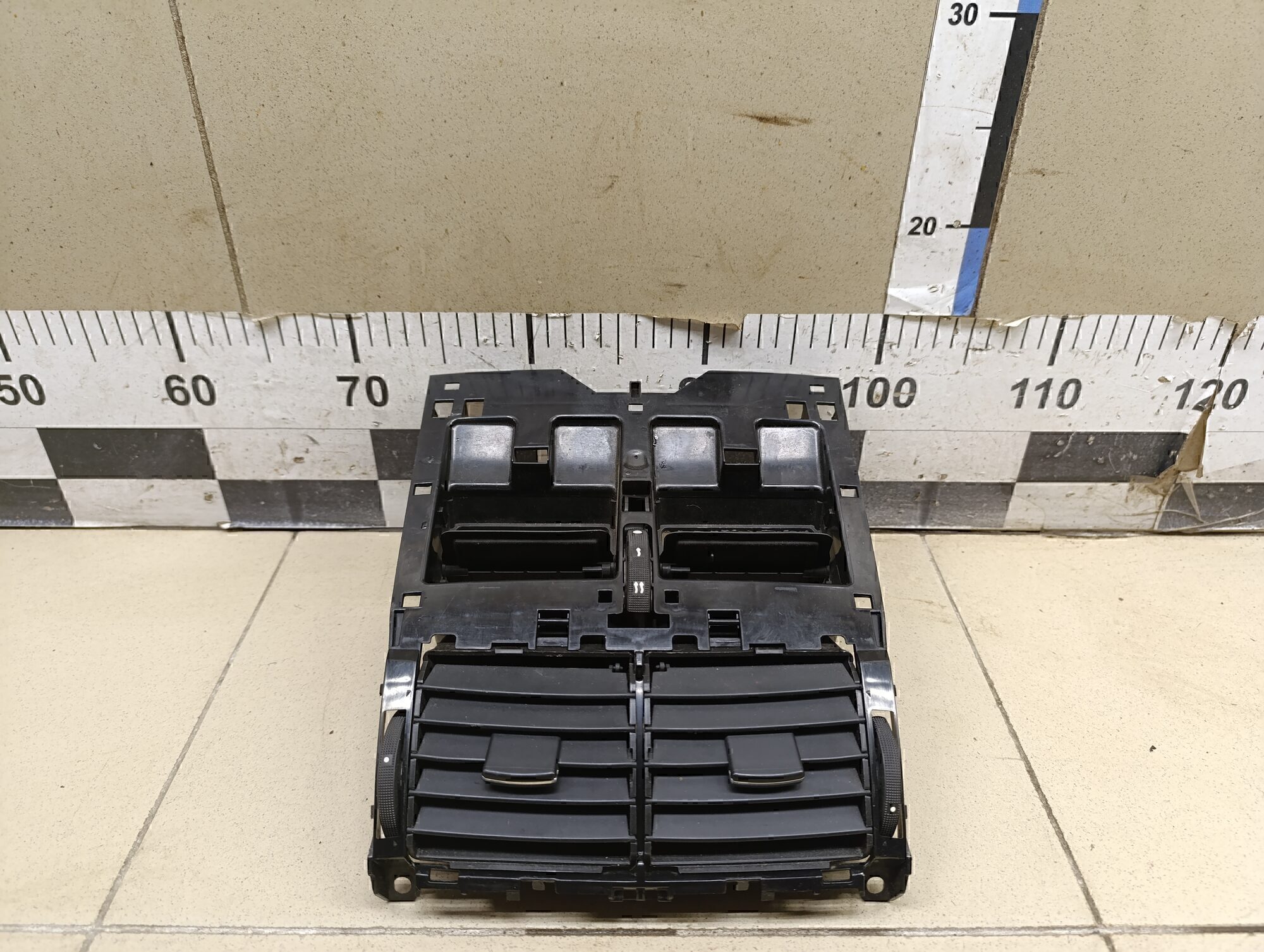 Дефлектор воздушный PEUGEOT 407 2004-2010