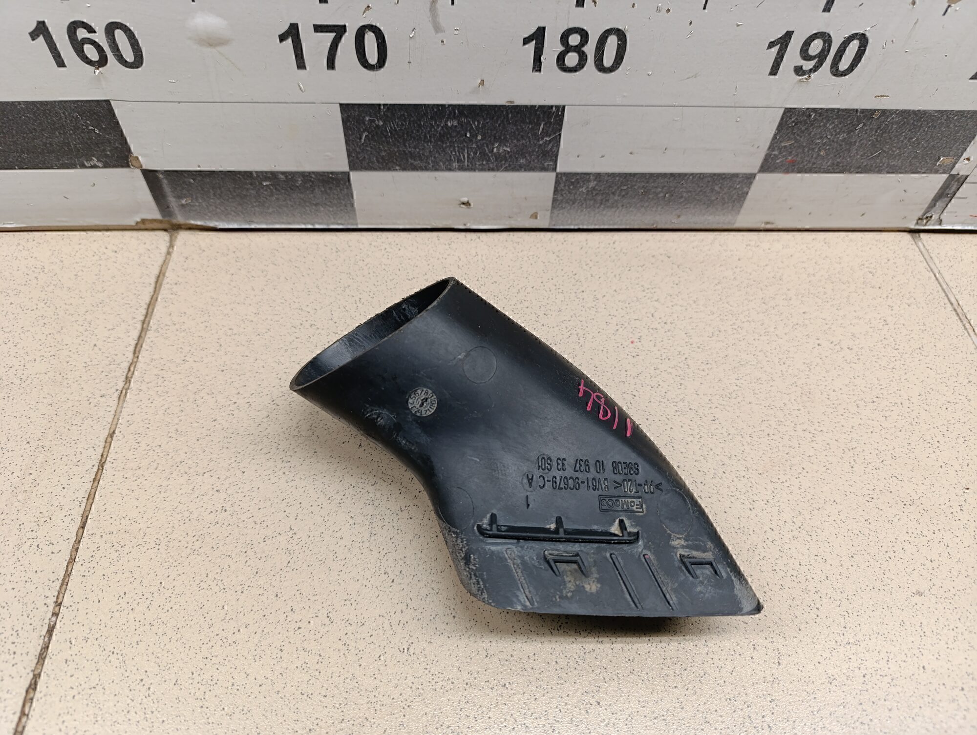 Воздуховод FORD Focus III 2011>