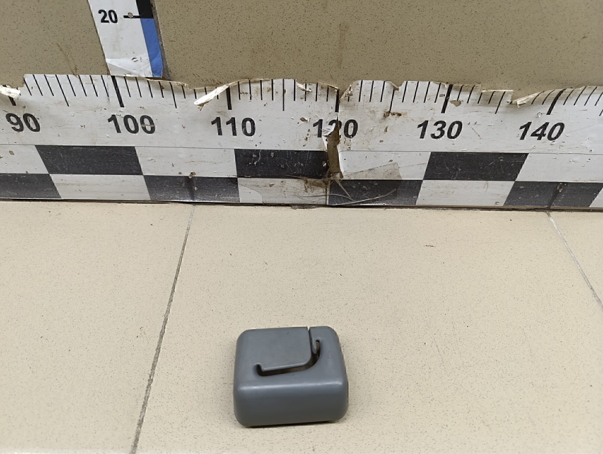 Крышка ремня безопасности SKODA Octavia 1997-2000