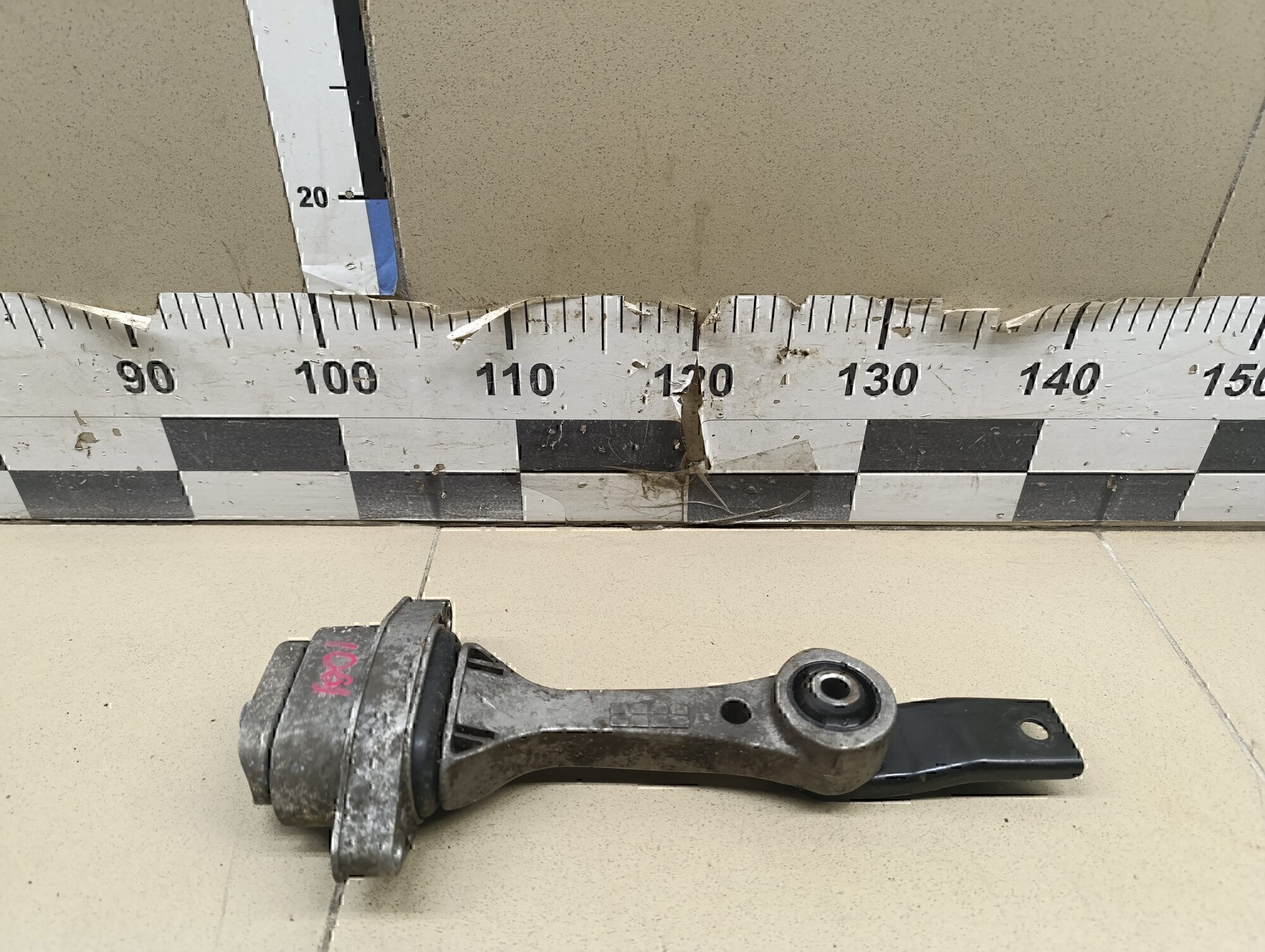 Опора КПП задняя Audi A3 (8L1) 1996-2003