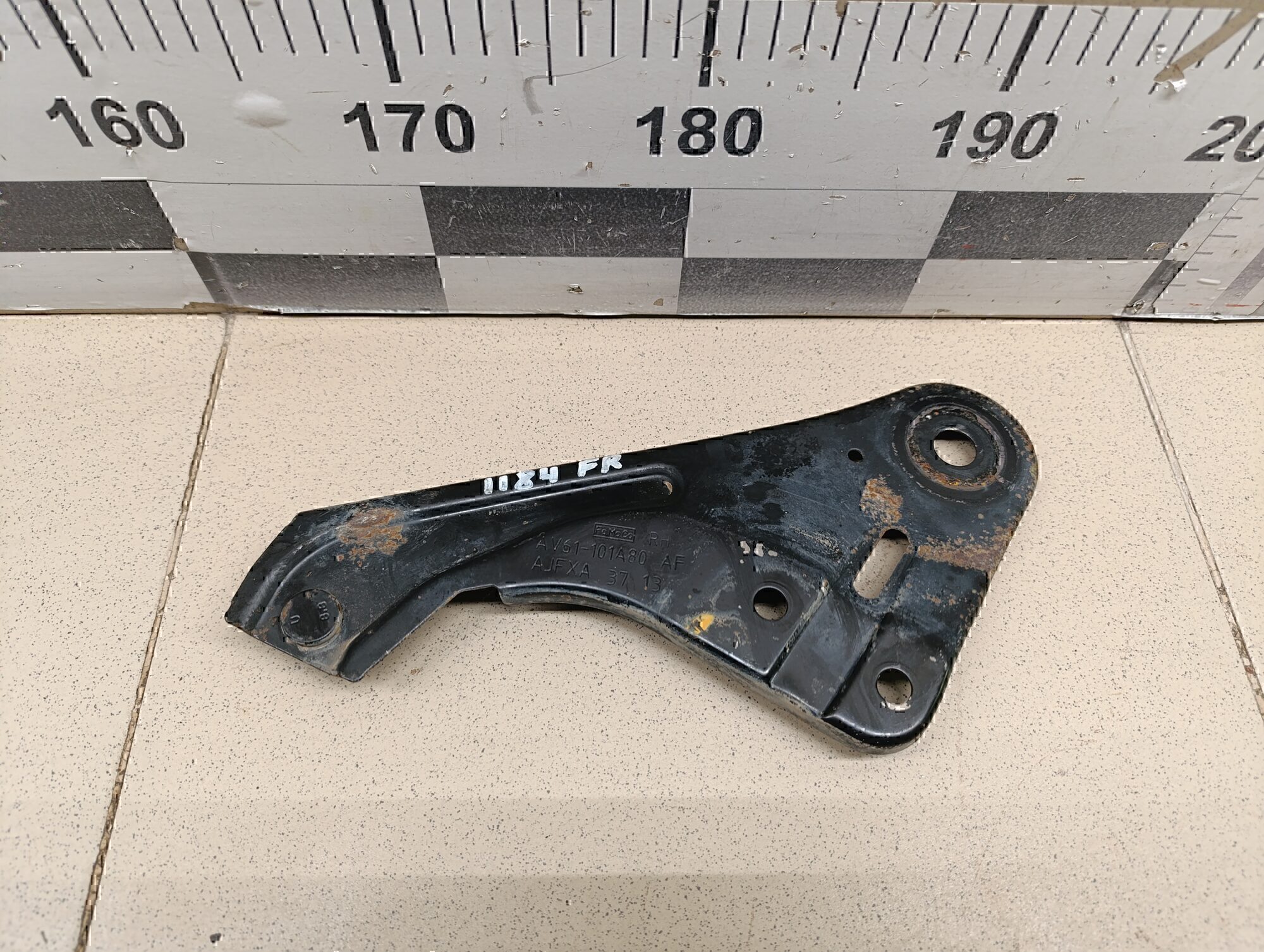 Элемент передней панели FORD Focus III 2011>