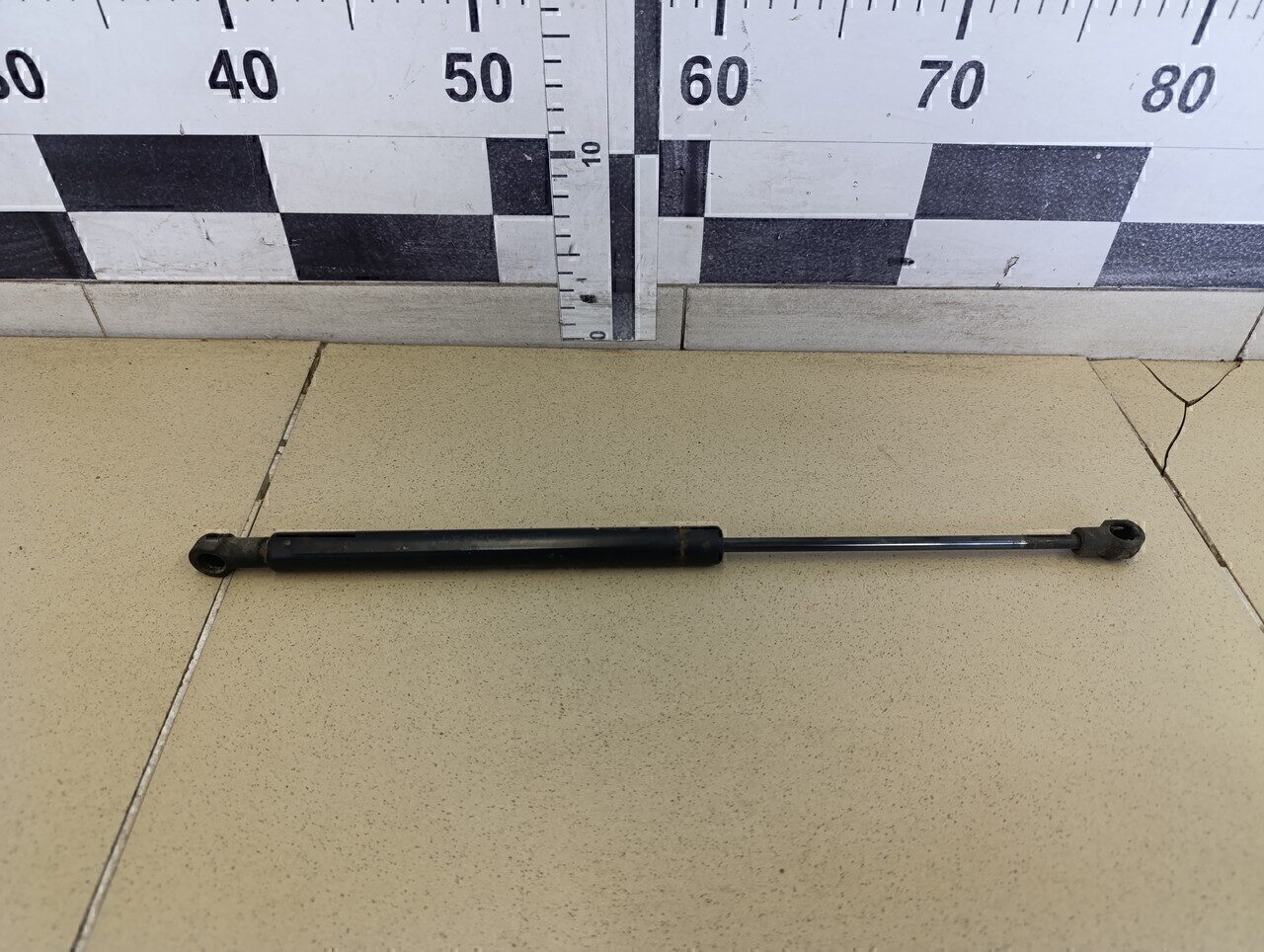 Амортизатор стекла багажника RENAULT Scenic 2003-2009