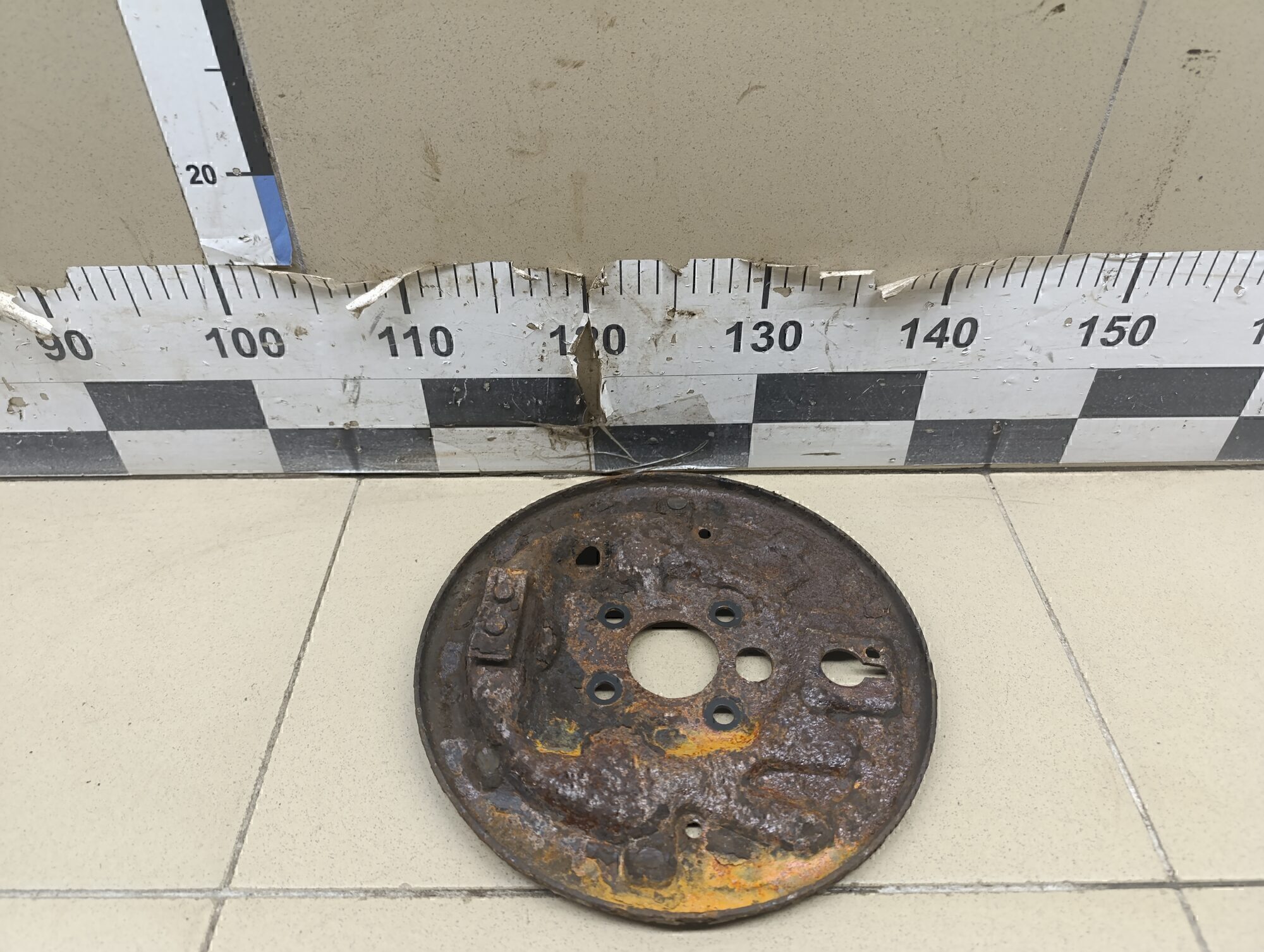 Щит опорный задний левый SKODA Octavia (A4 1U-) 2000-2011