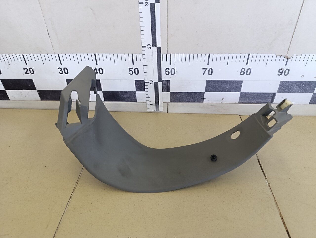 Обшивка двери багажника RENAULT Scenic 2003-2009