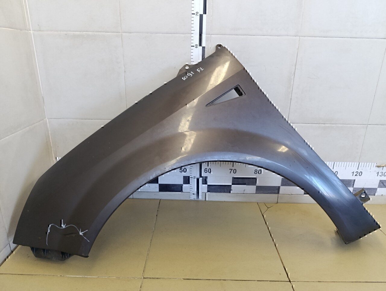 Крыло переднее левое RENAULT Scenic 2003-2009