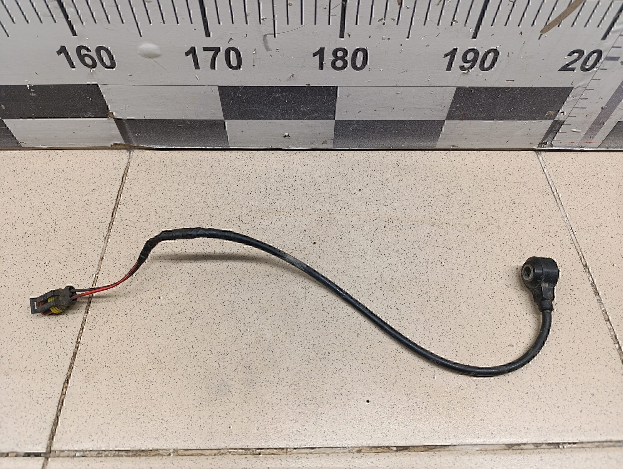 Датчик детонации FORD Focus II 2005-2008