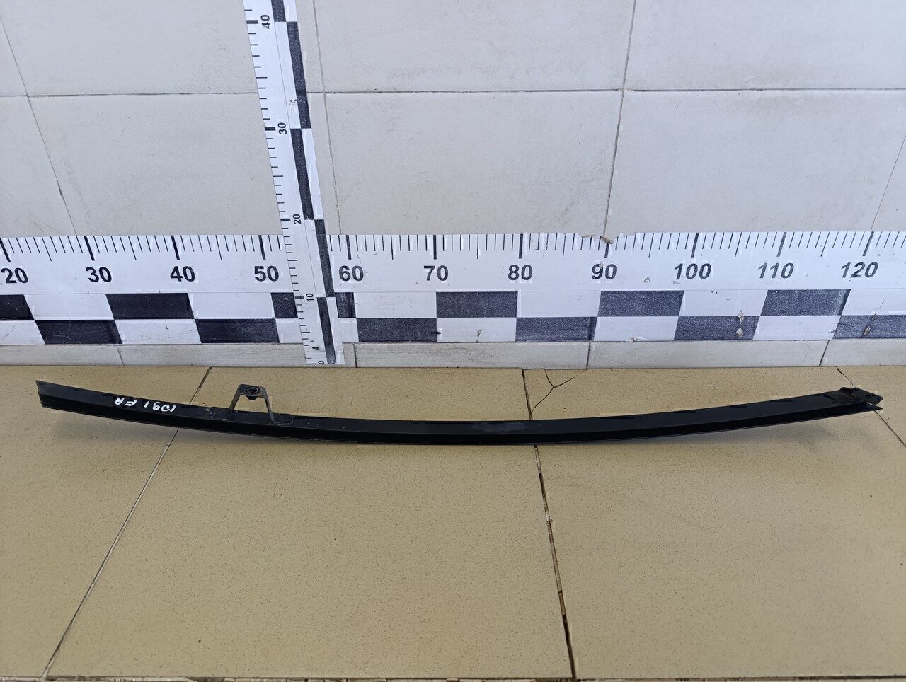 Направляющая стекла двери RENAULT Scenic 2003-2009