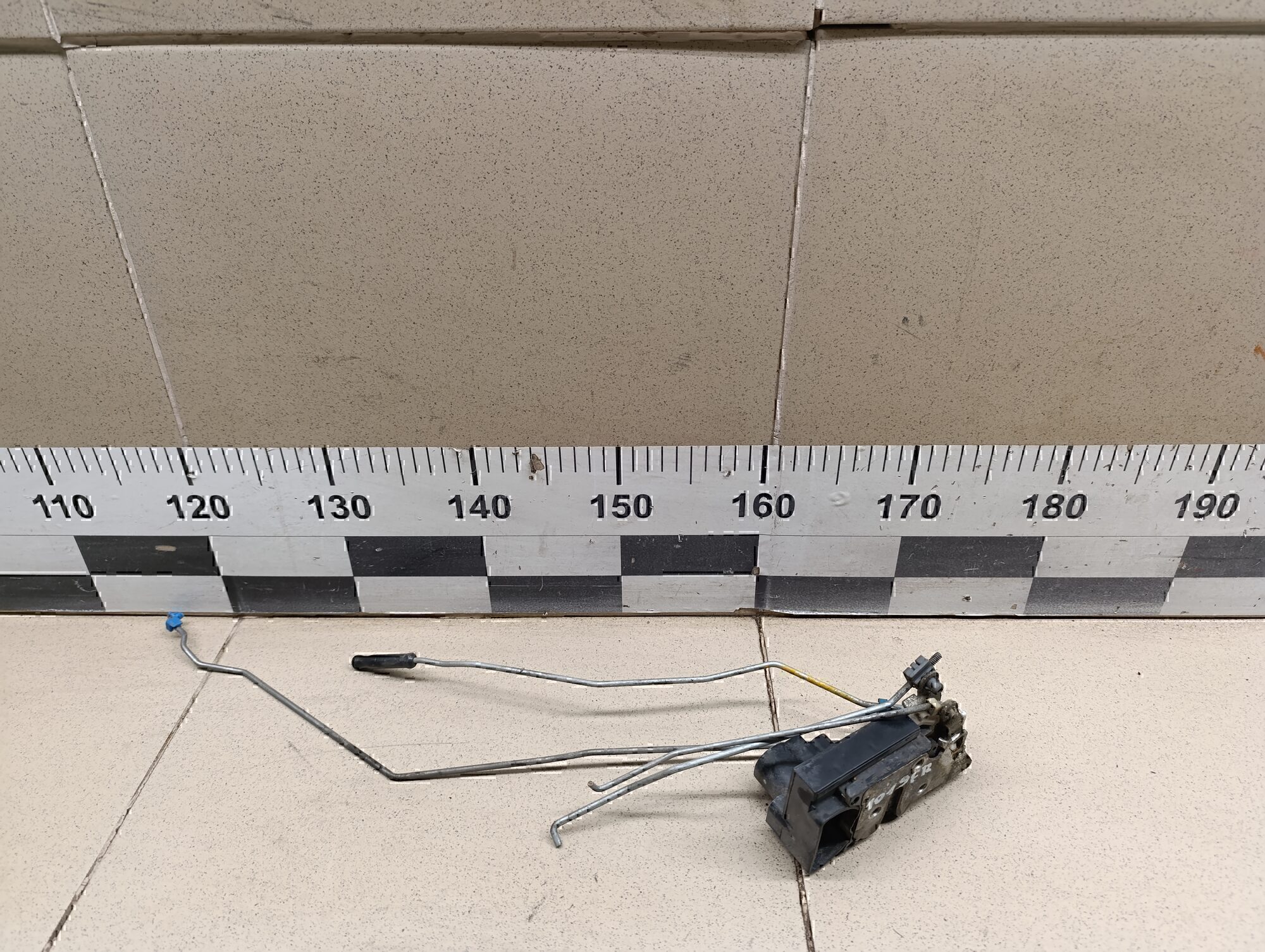 Замок двери передней правой Chevrolet Aveo (T200) 2003-2008