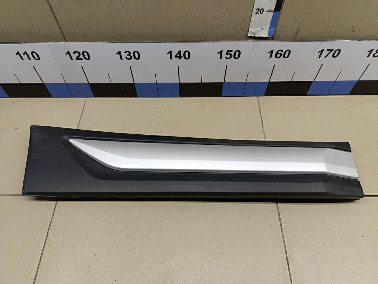 Накладка двери задней правой MITSUBISHI Outlander (GF) 2012>