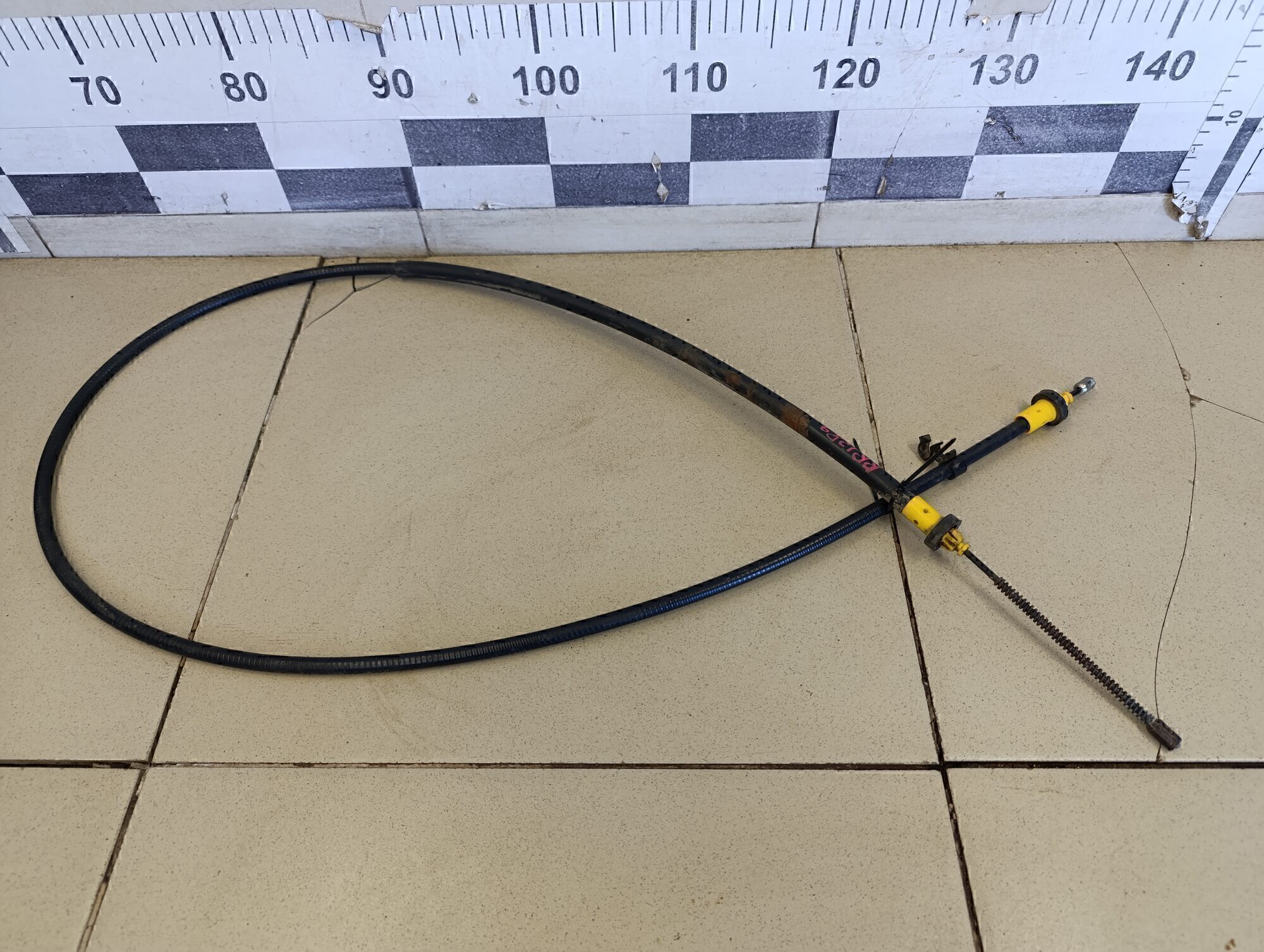 Трос стояночного тормоза RENAULT Sandero 2009-2014