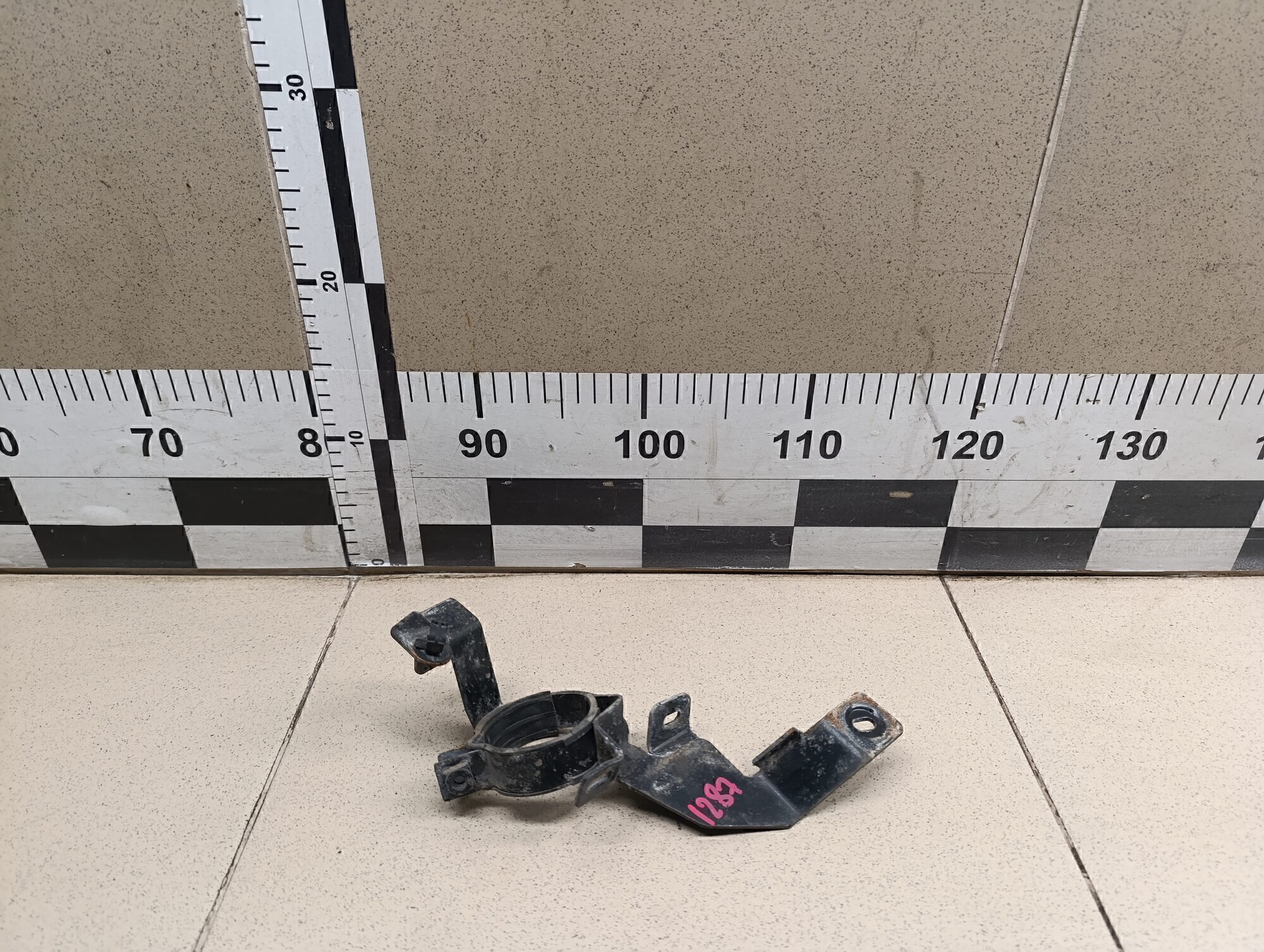 Кронштейн топливного фильтра RENAULT Duster 2012>