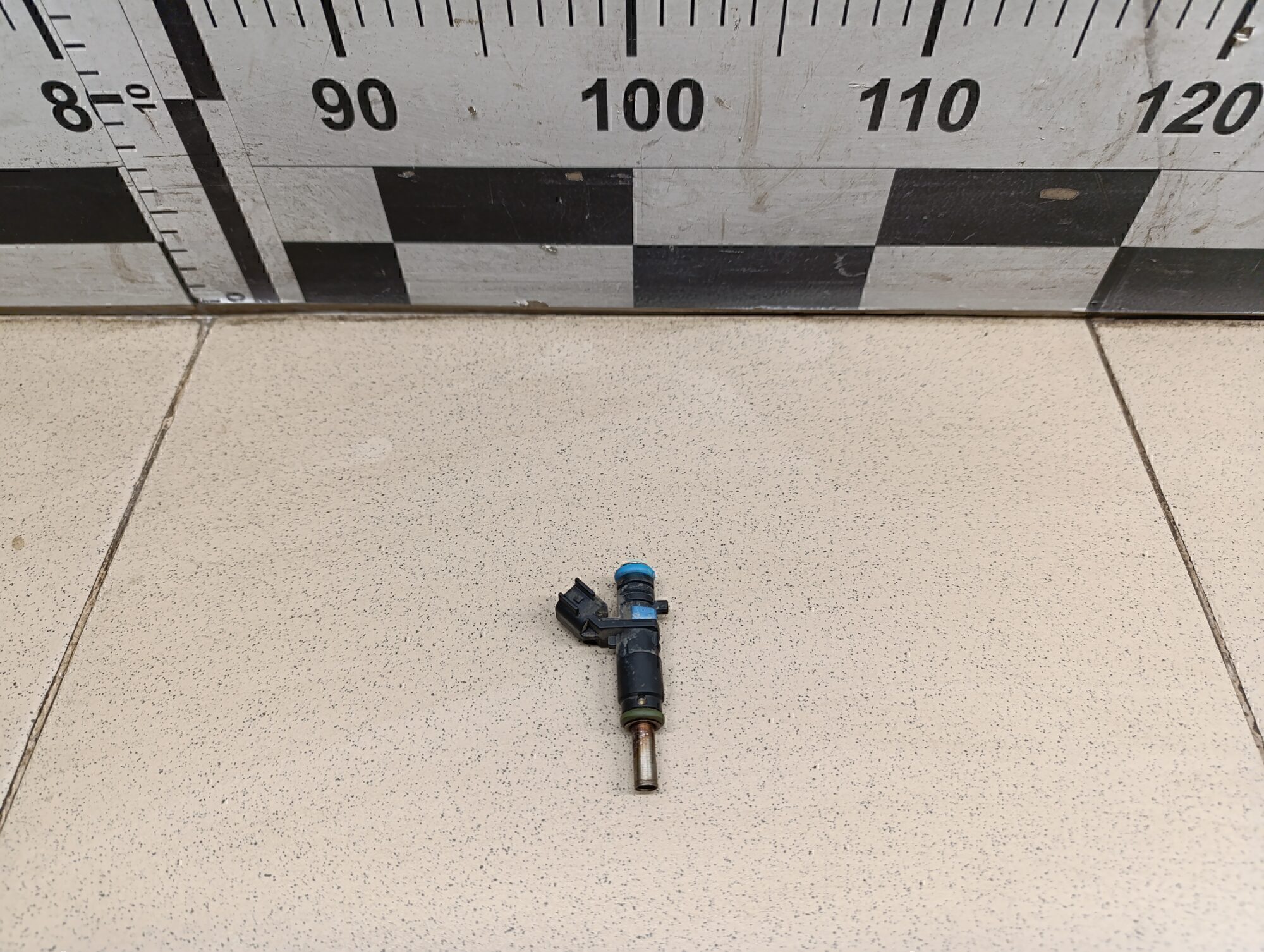 Форсунка инжекторная электрическая Chevrolet Aveo (T300) 2011>