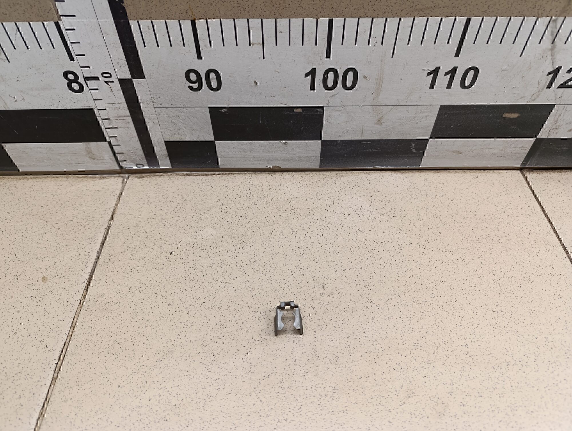 Крепеж форсунки RENAULT Fluence 2010>