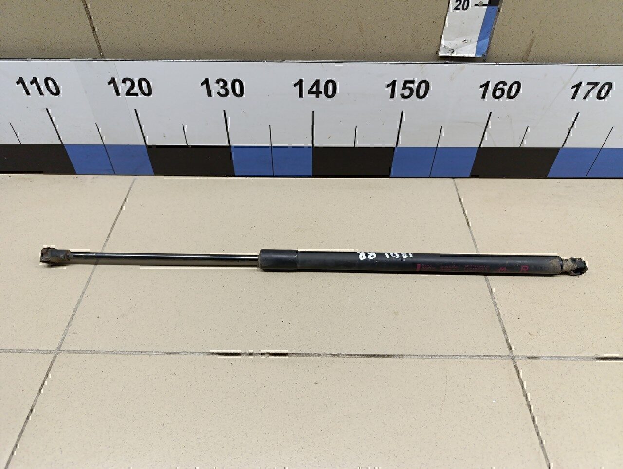 Амортизатор двери багажника MITSUBISHI Outlander (GF) 2012>