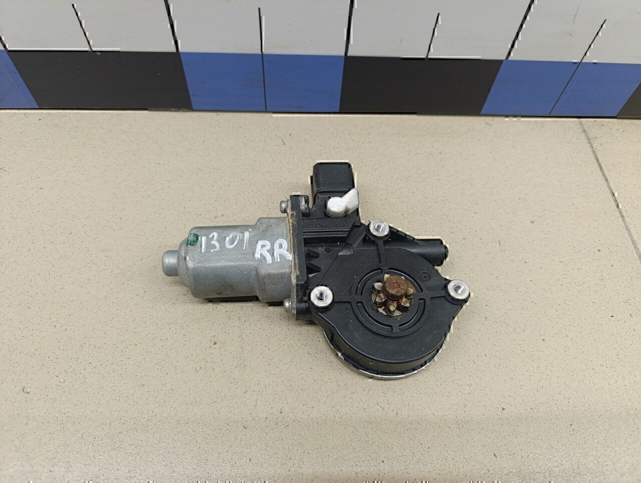 Моторчик стеклоподъемника MITSUBISHI Outlander (GF) 2012>