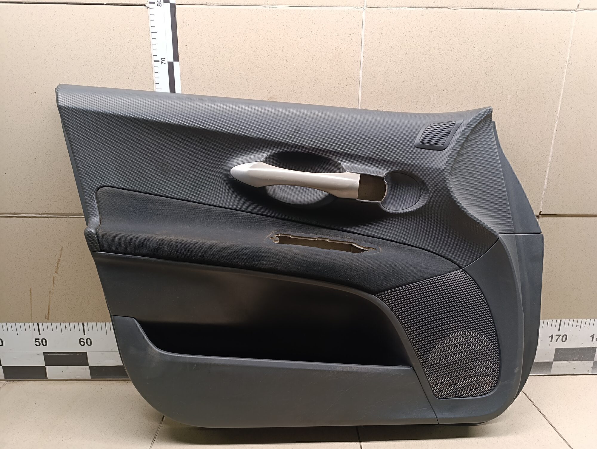 Обшивка двери передней левой TOYOTA Auris (E15) 2006-2012