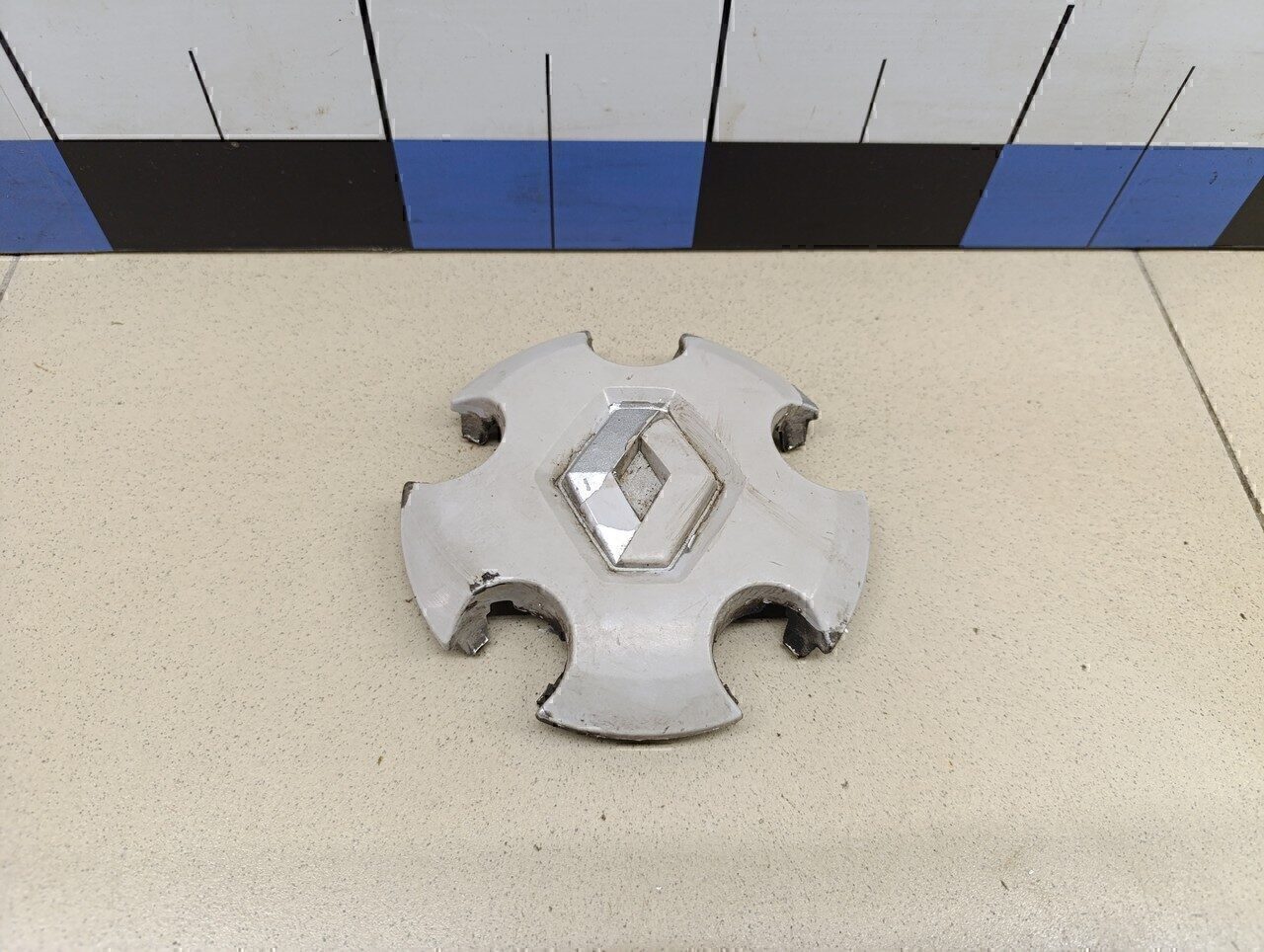 Колпак декоративный RENAULT Duster 2012>