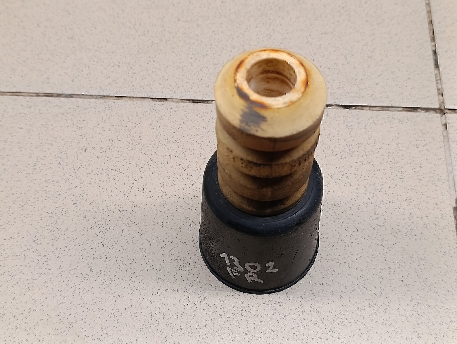 Отбойник переднего амортизатора — фото 2
