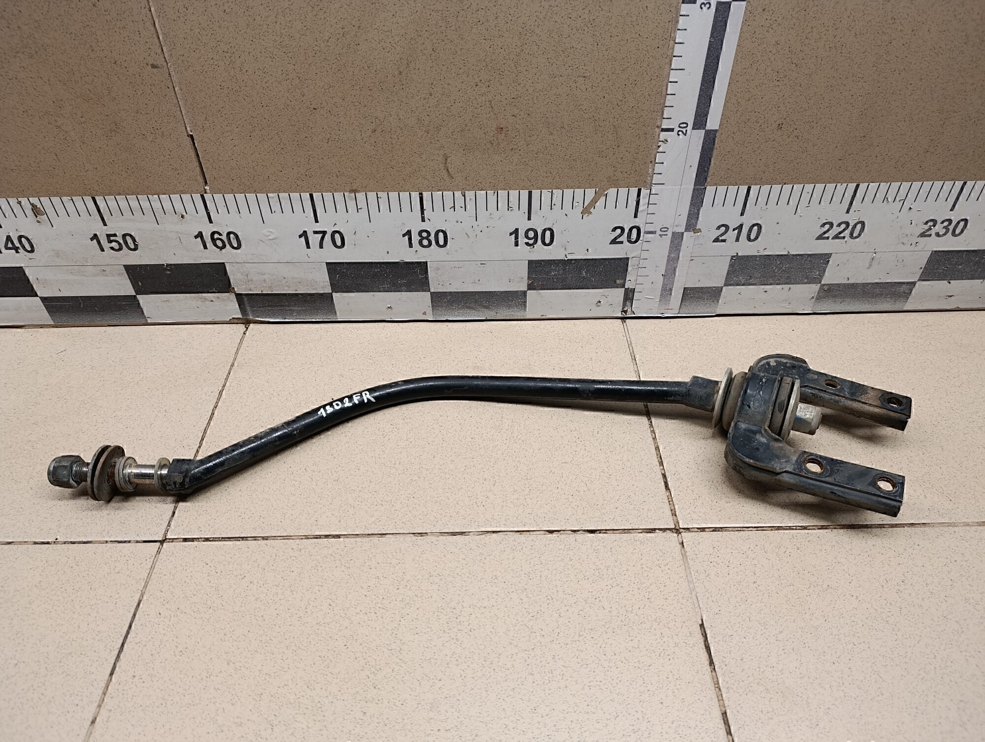 Растяжка рычага подвески VAZ Lada Granta 2011>