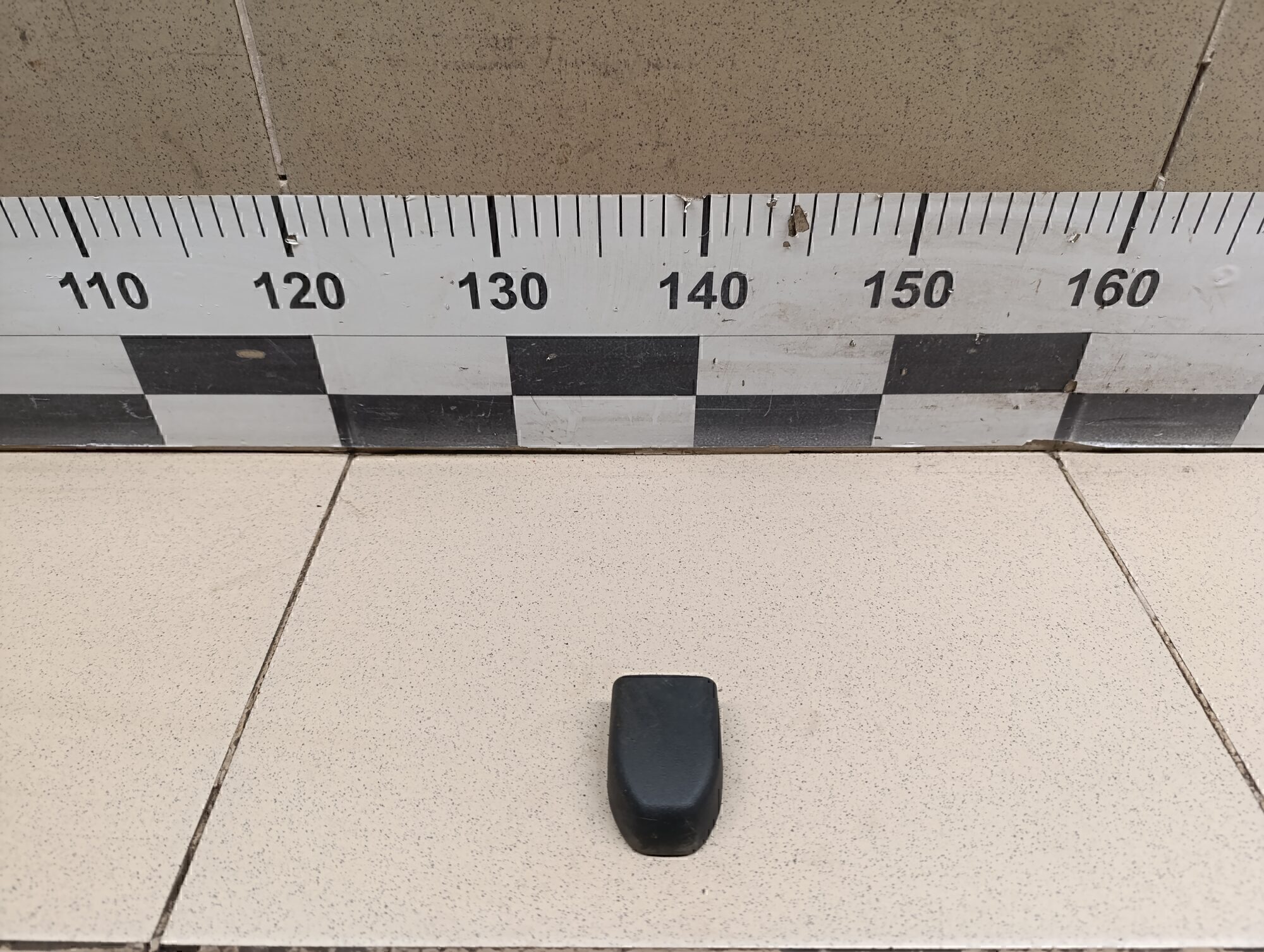 Крышка ремня безопасности TOYOTA Auris (E15) 2006-2012