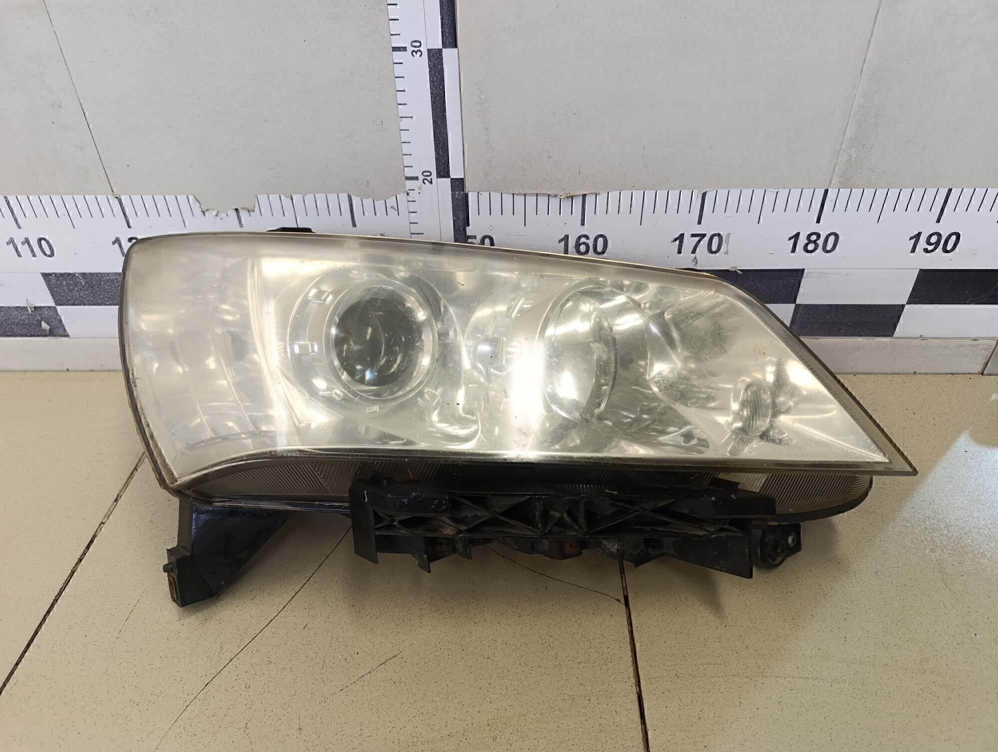 Фара правая GEELY EMGRAND 2008>